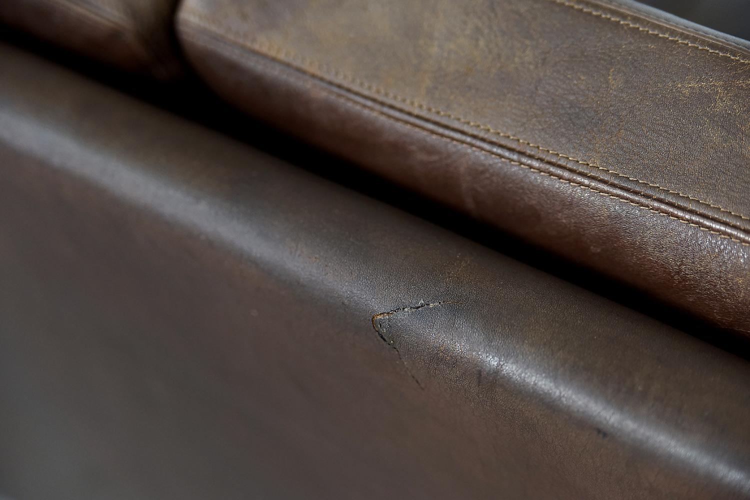 Canapé 2 places en cuir marron de style moderne du milieu du siècle dernier, 3330 par A. Vodder pour Fritz Hansen en vente 10