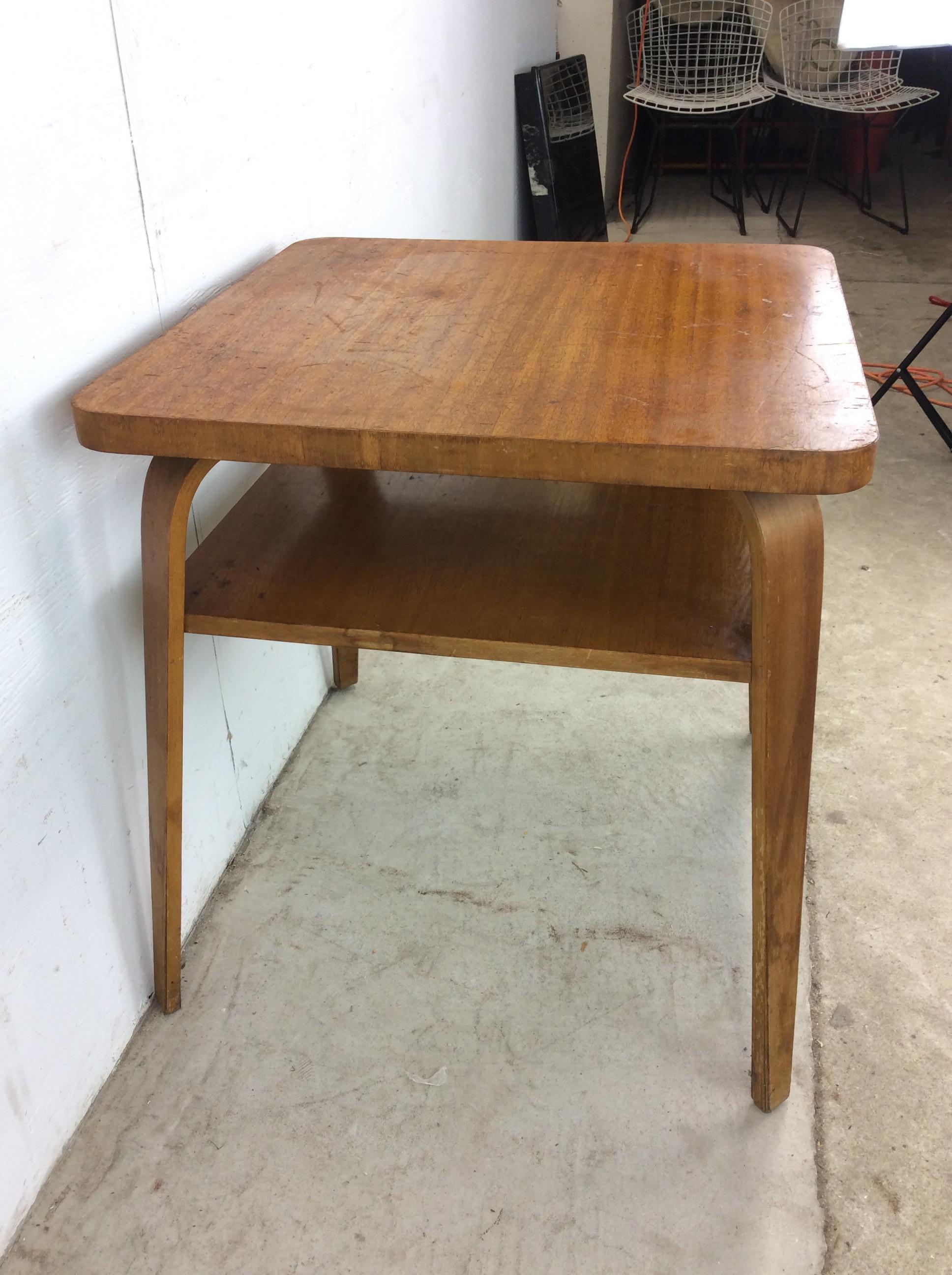 Tavolino a 2 livelli del Mid Century Modern con gambe in bergamotto in vendita 9