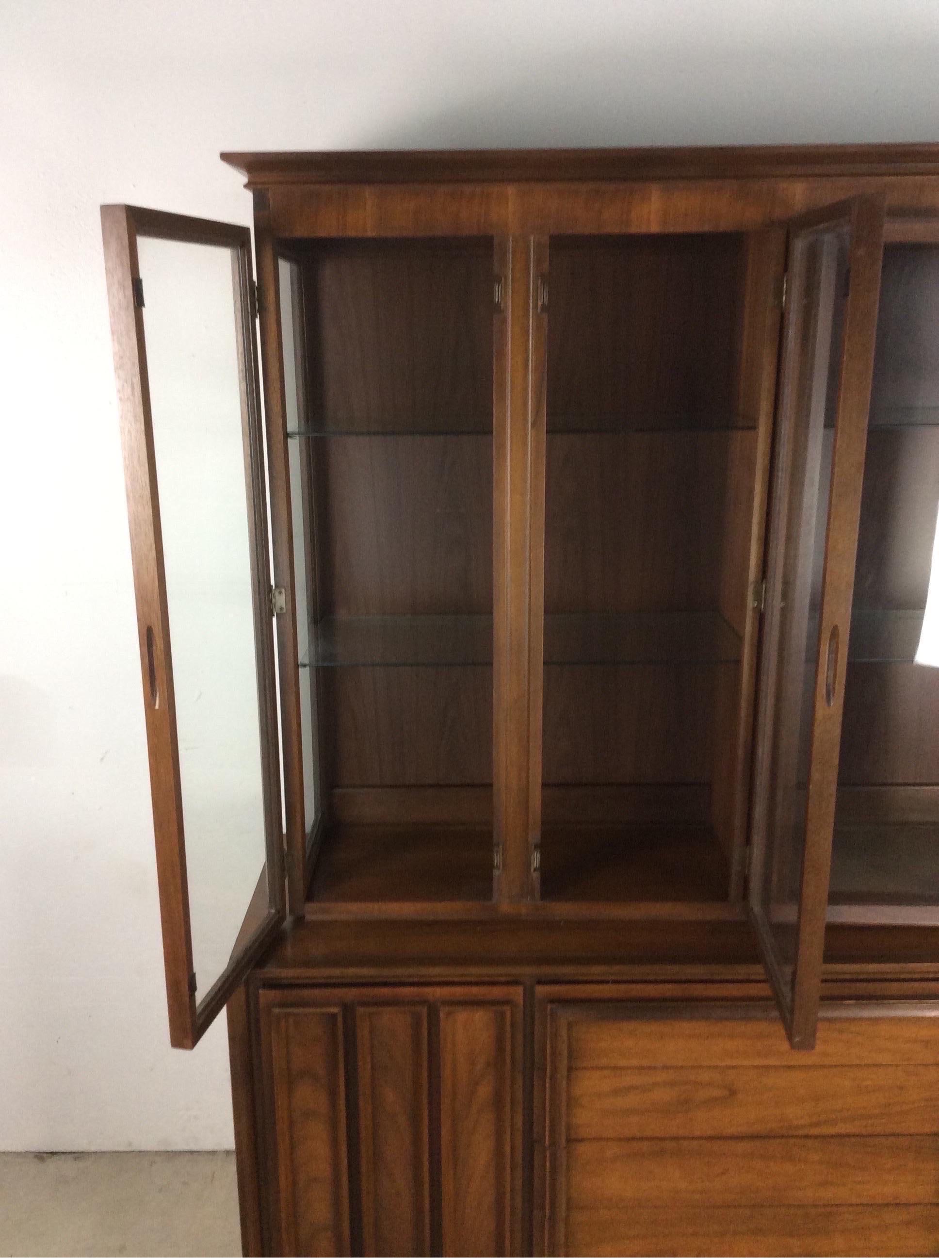 Mid-Century Modern 2pc China Cabinet with Glass Shelves For Sale 4