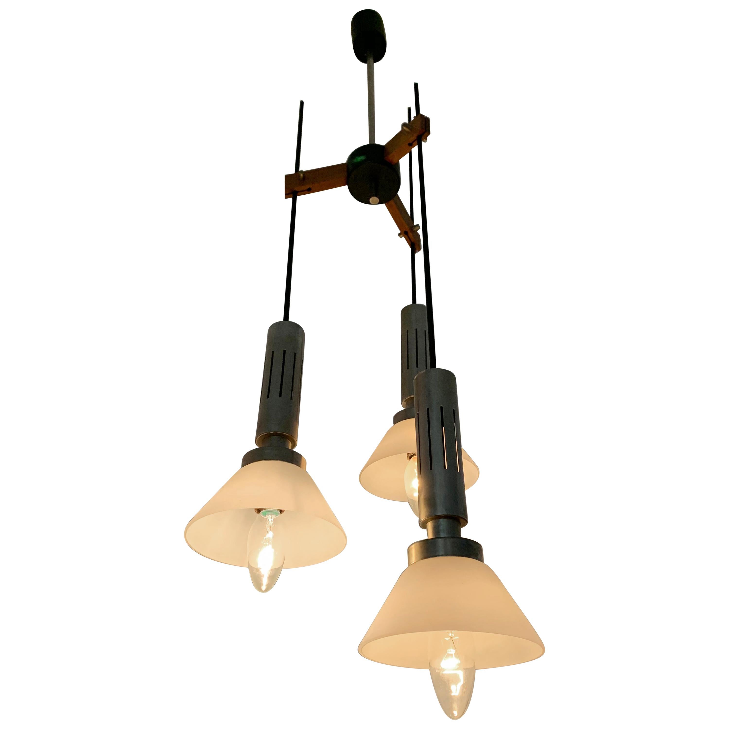 Mid-Century Modern 3-Light Chandelier Attributed to Stilnovo, Italy, circa 1970 For Sale