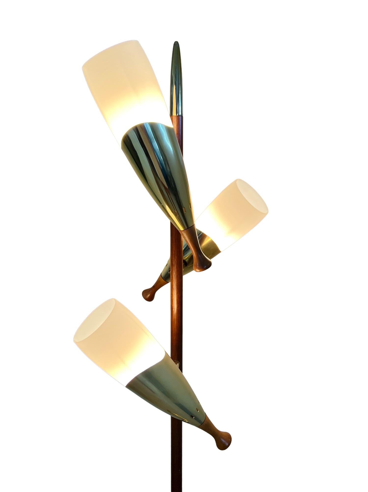 Brass Mid-Century Modern 3-Light Flagpole Floor Lamp