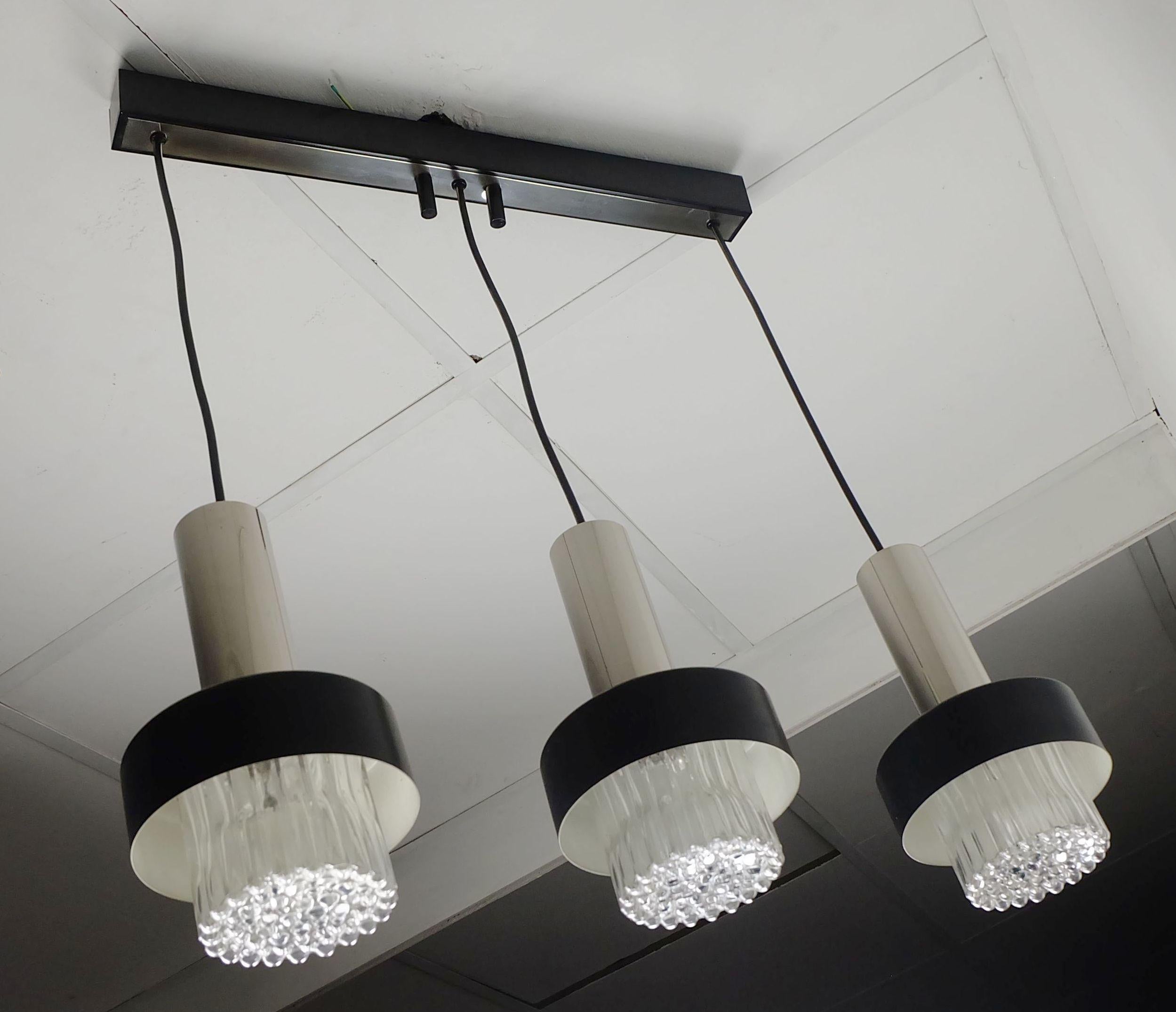 mid century modern 3-light PENDANT LAMP glass and chrome and black metal 1960s For Sale 2