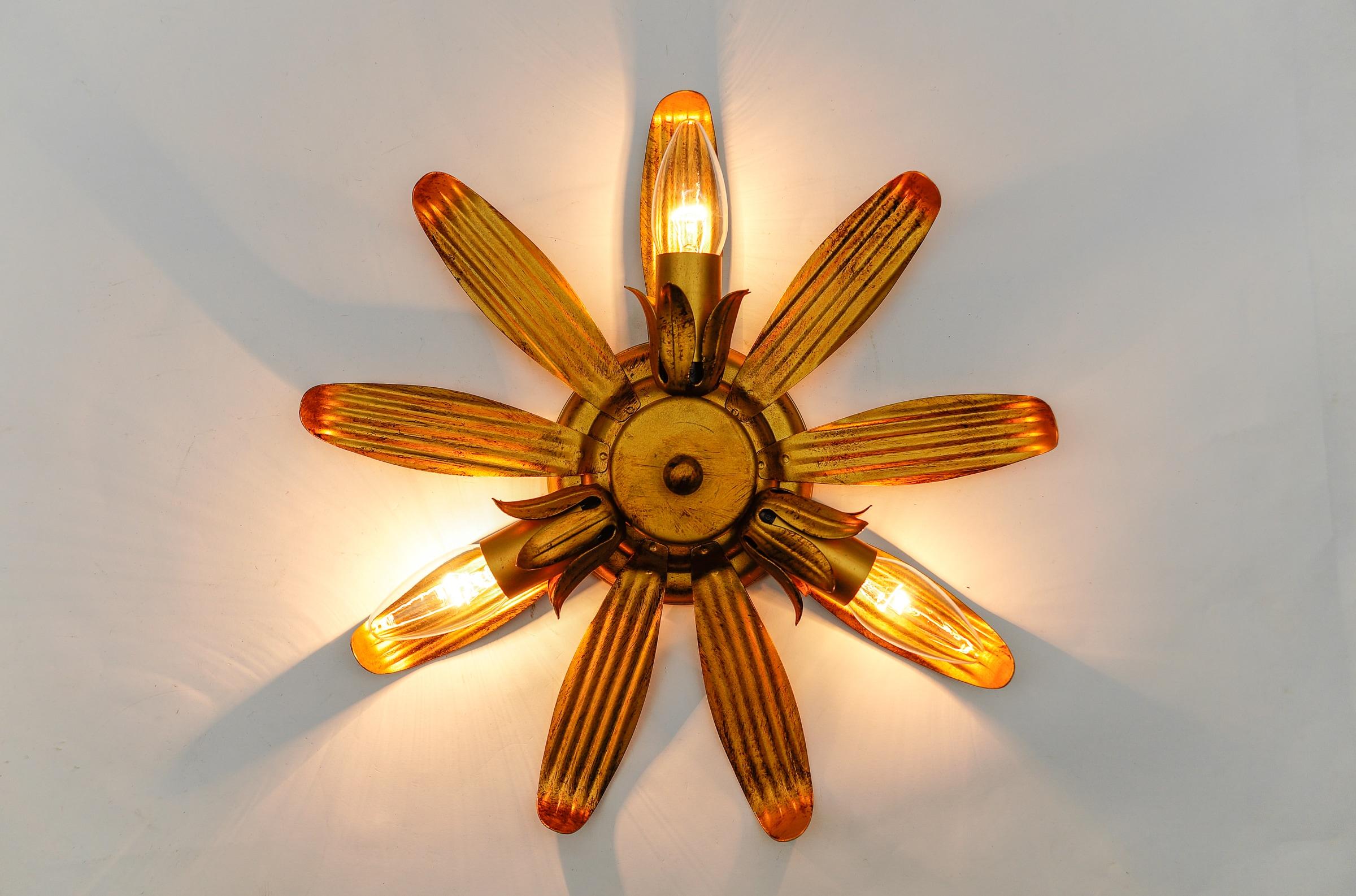 Italian Mid-Century Modern 3-Light Sunburst Lamp, 1960 Italy For Sale