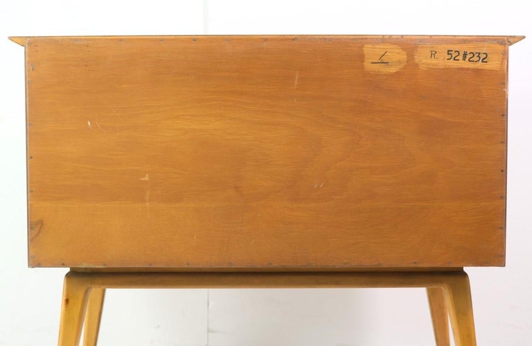 Mid-Century Modern 3 Pc, Cherry Wood Bedroom Set Designed by Renzo Rutili For Sale 7