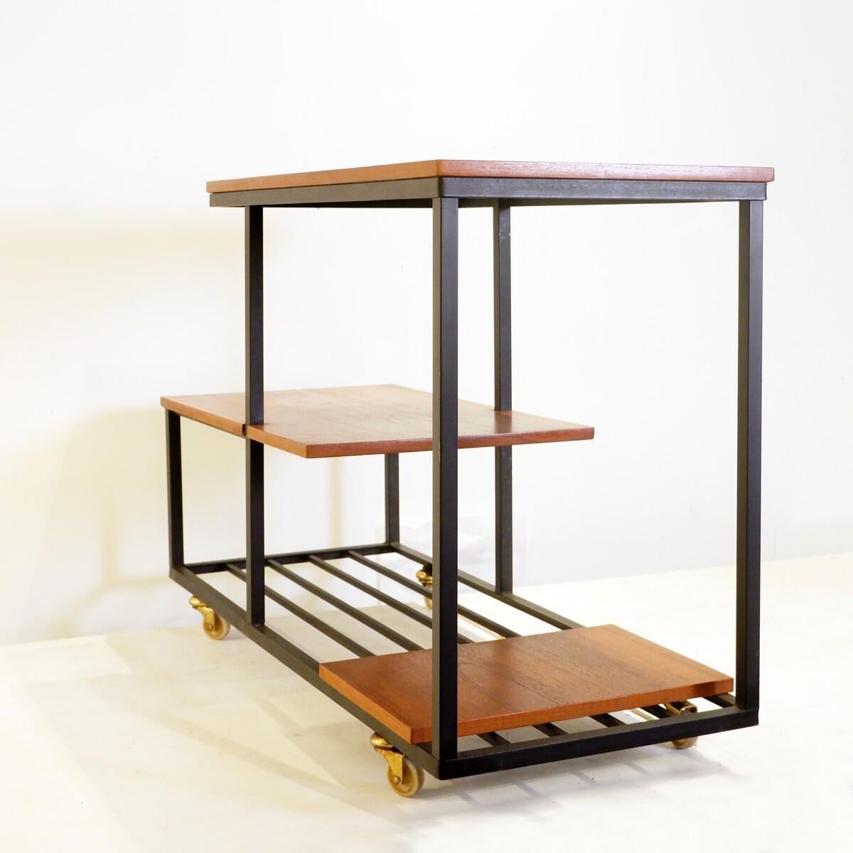 Carrello da portata a 3 vassoi in stile Mid Century Modern - Anni '60 in vendita 1