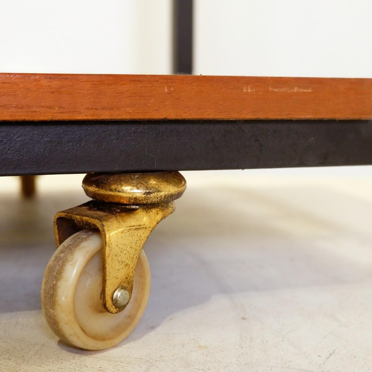 Carrello da portata a 3 vassoi in stile Mid Century Modern - Anni '60 in vendita 3