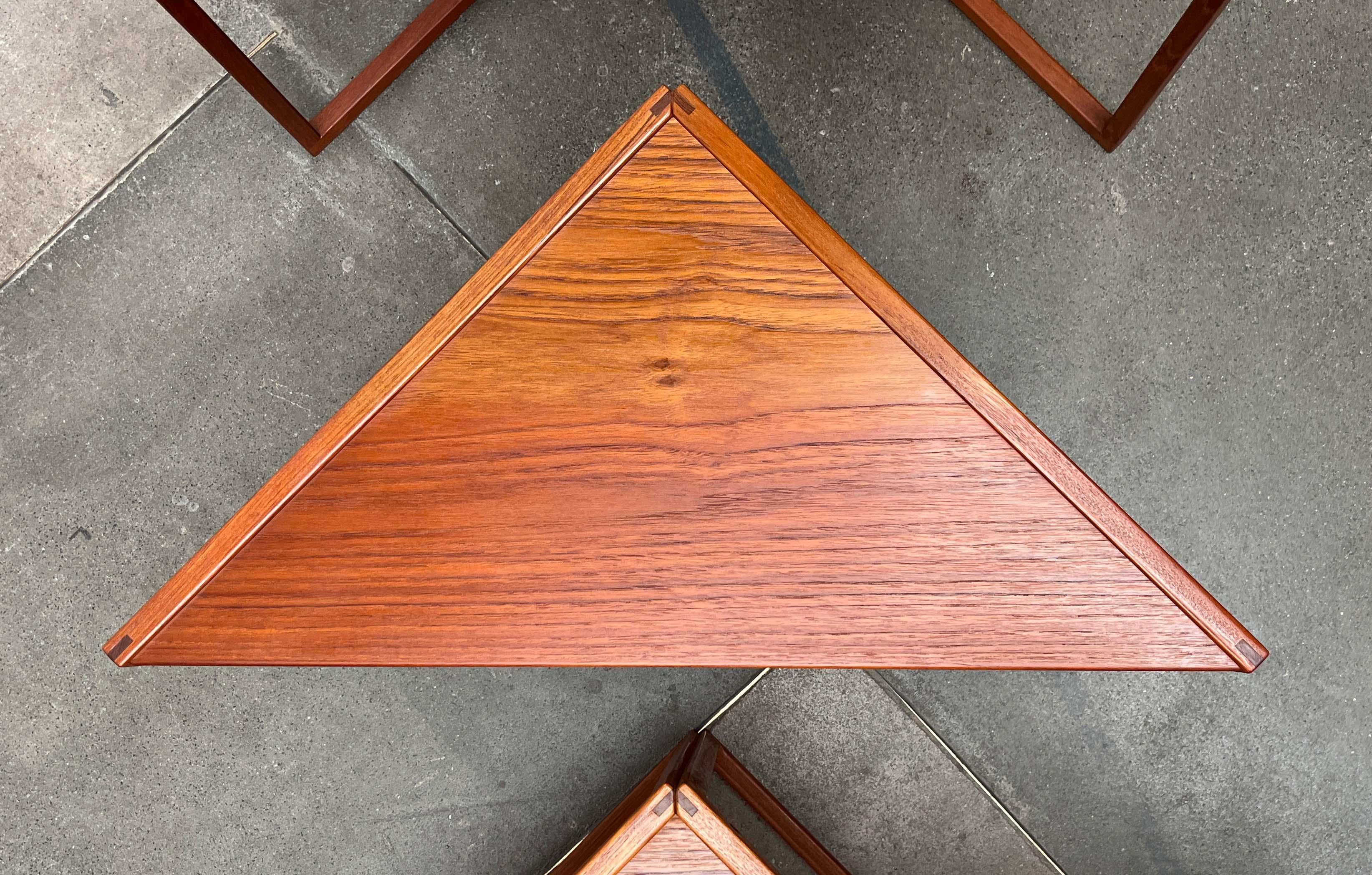 Mid-Century Modern 343 Dreieckige Teakholz-Esstische Kai Kristiansen Vildbjerg im Angebot 13