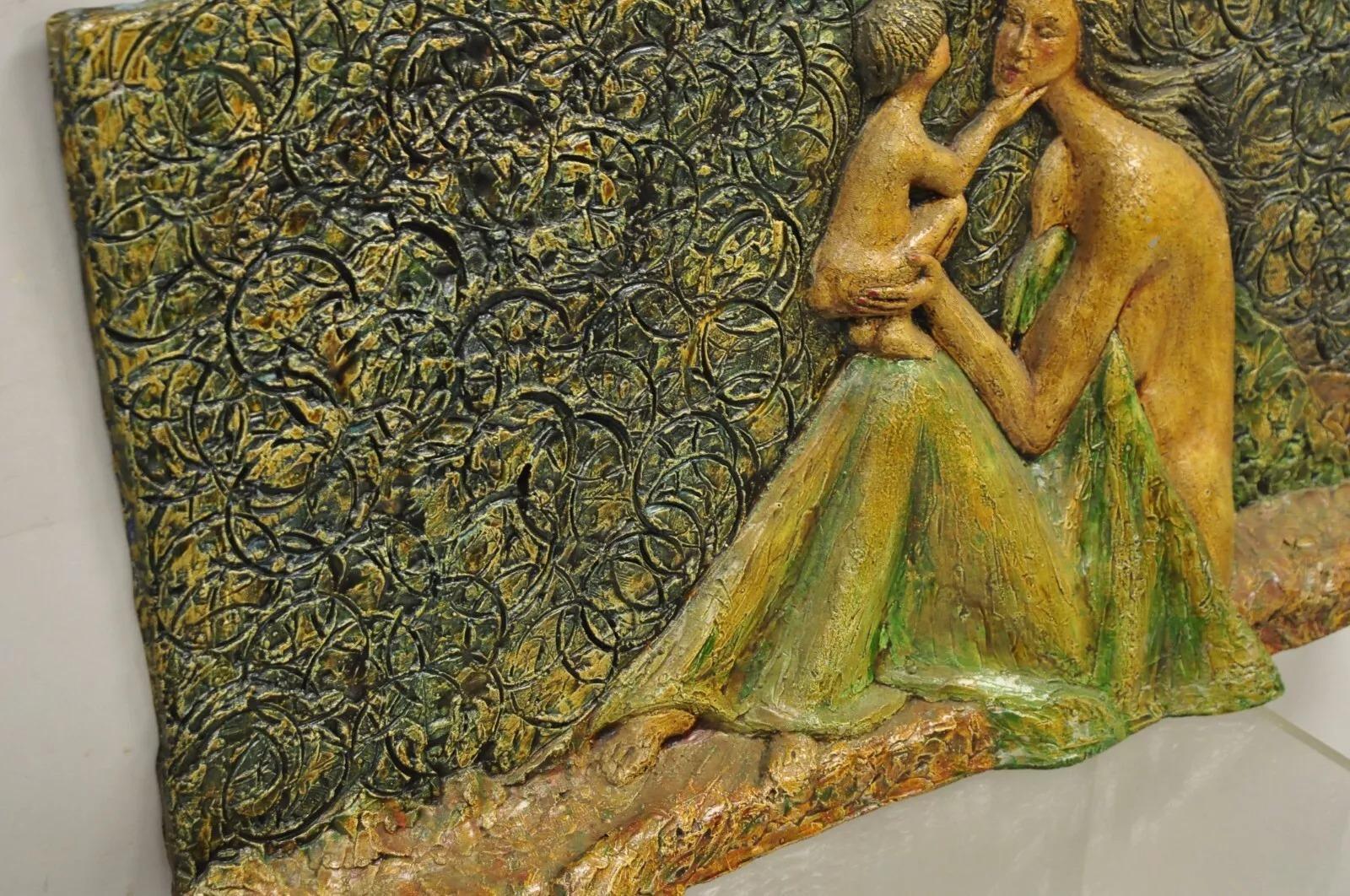 Mid Century Modern 3D Fiberglass Relief Mother & Child Nude Wall Art Sculpture In Good Condition For Sale In Philadelphia, PA