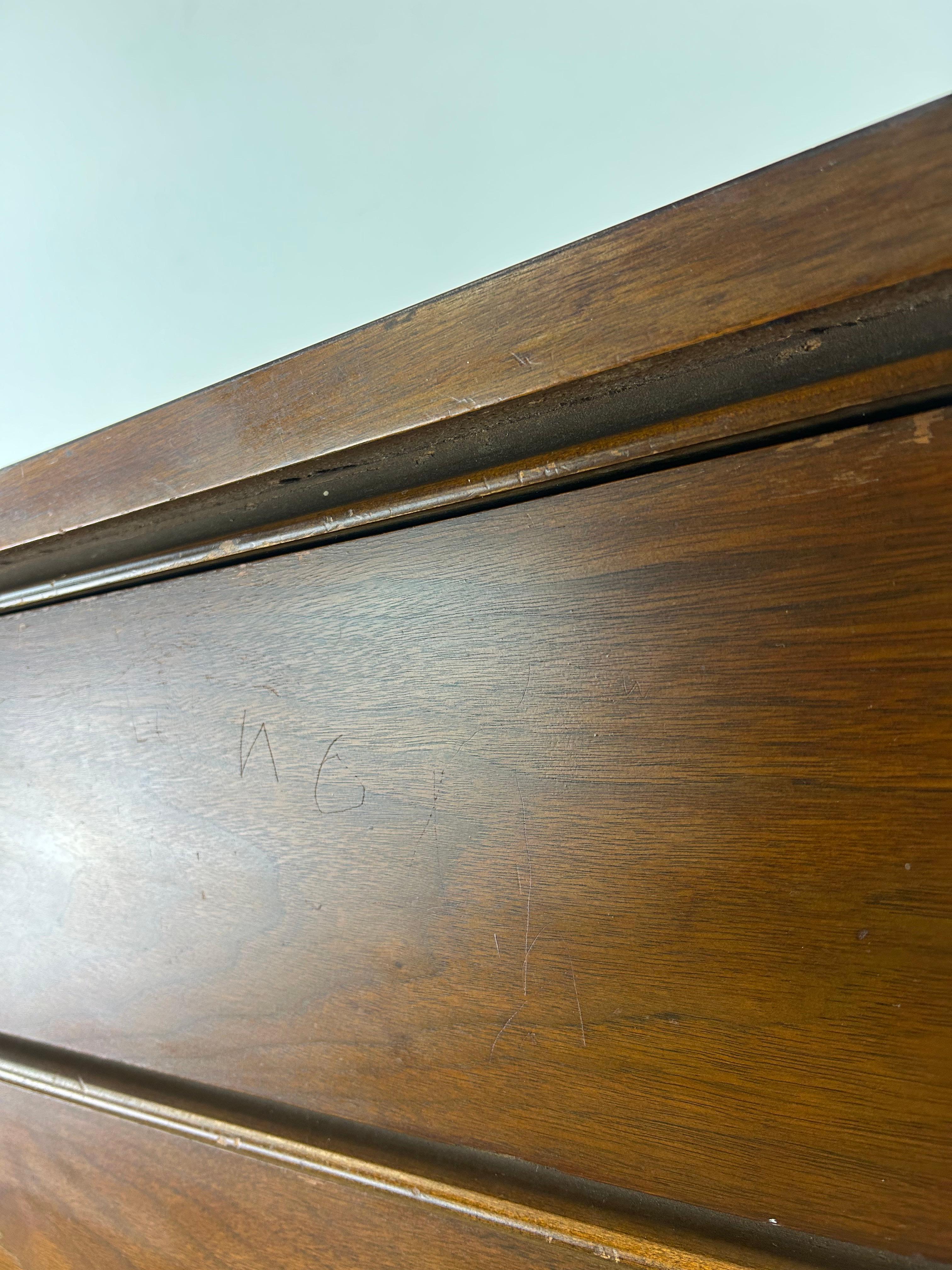 Mid Century Modern 4 Drawer Highboy Dresser with Tapered Legs For Sale 1