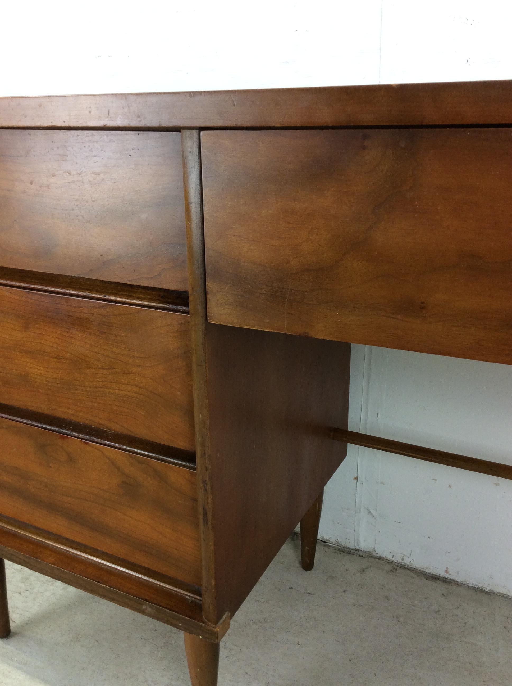 Mid Century Modern 4 Drawer Writing Desk For Sale 8