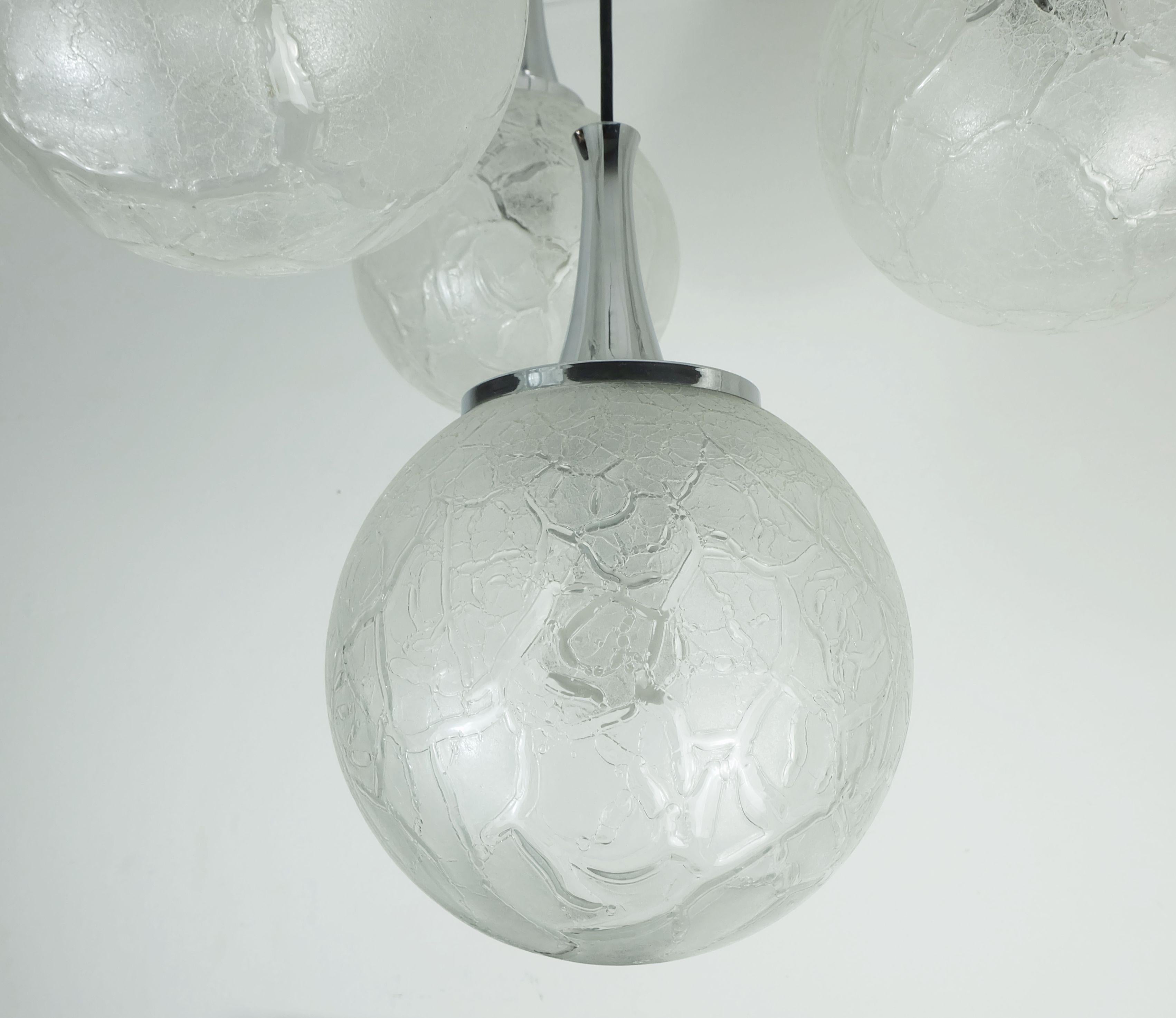 Mid-Century Modern mid century modern 4-light PENDANT LAMP glass and chrome cascading light 1970s For Sale