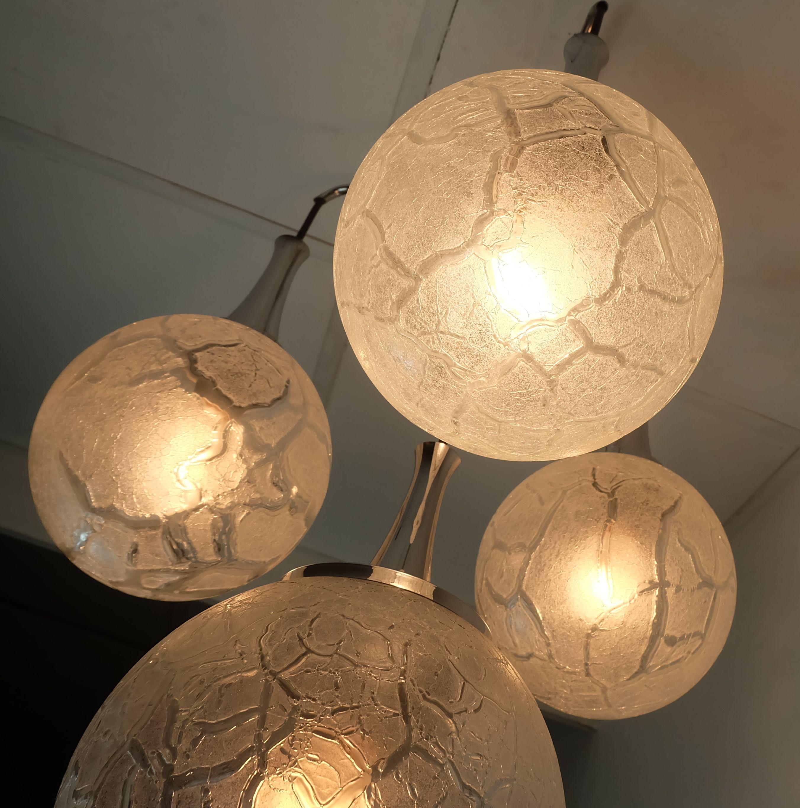 mid century modern 4-light PENDANT LAMP glass and chrome cascading light 1970s For Sale 2