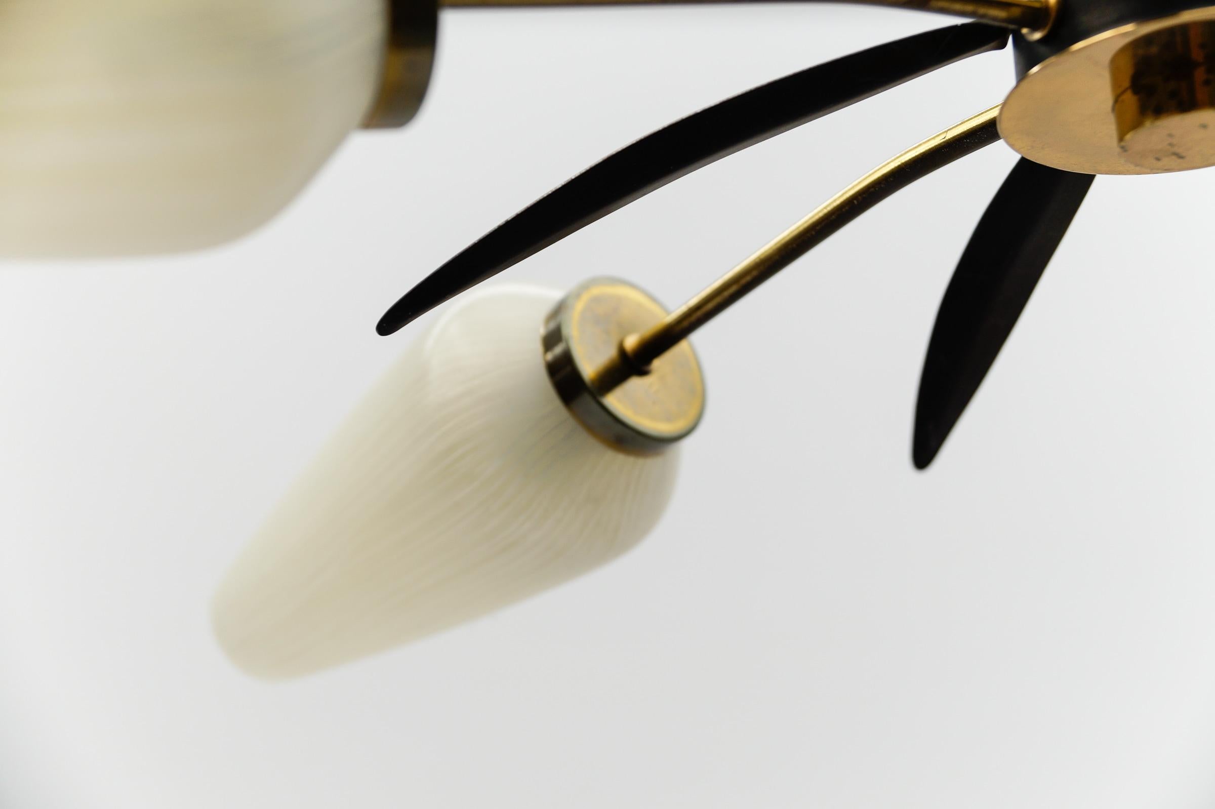 Mid-Century Modern 5-armige Sputnik-Lampe aus Messing und Glas, 1950 im Angebot 4