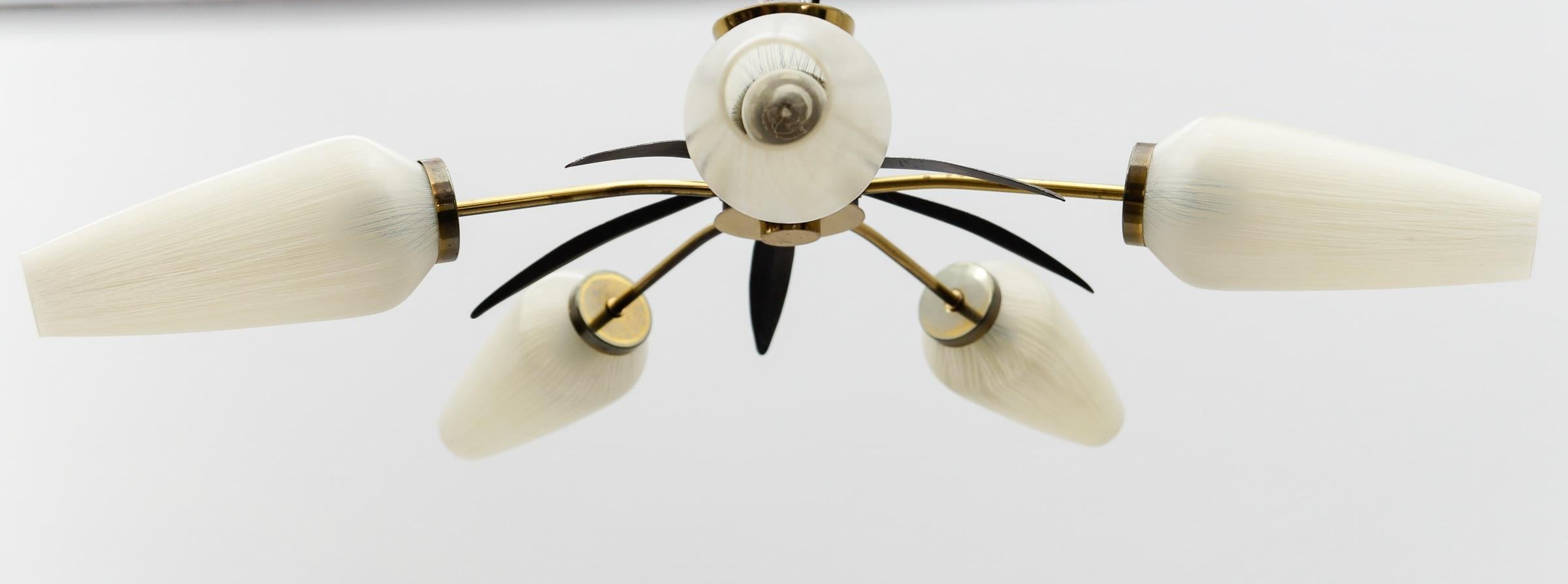Mid-Century Modern 5-armige Sputnik-Lampe aus Messing und Glas, 1950 (Metall) im Angebot