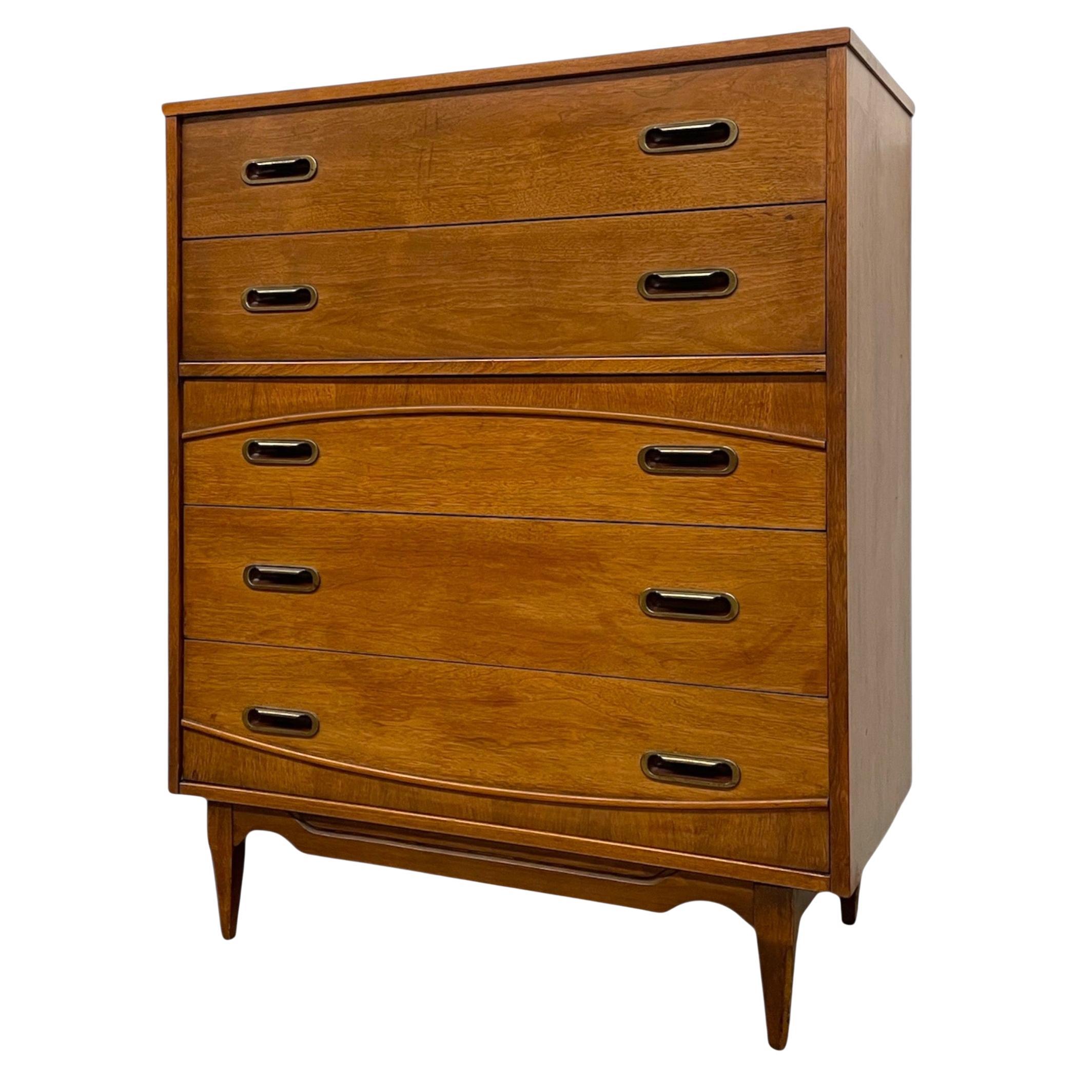 Mid-Century Modern 5-Drawer Highboy Dresser by Hooker Furniture
