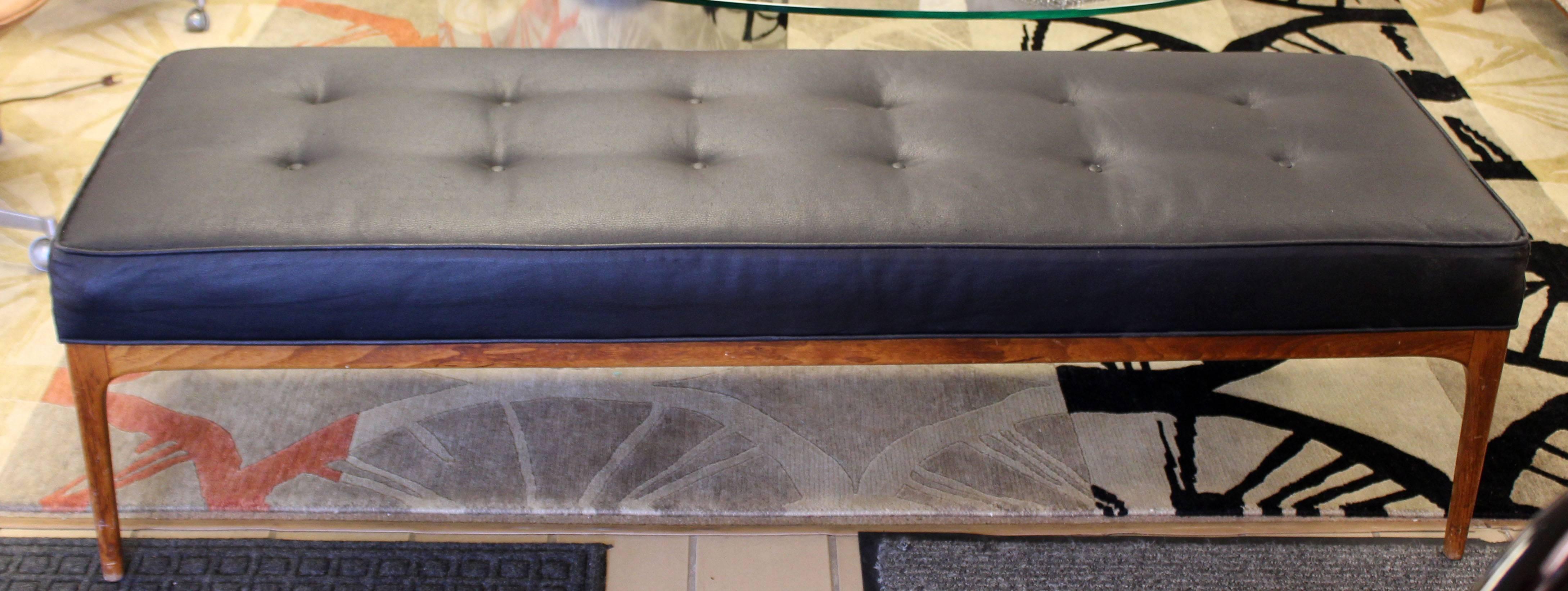 For your consideration is a lovely, long bench seat, made of black vinyl and teak wood. In excellent vintage condition. The dimensions are 60