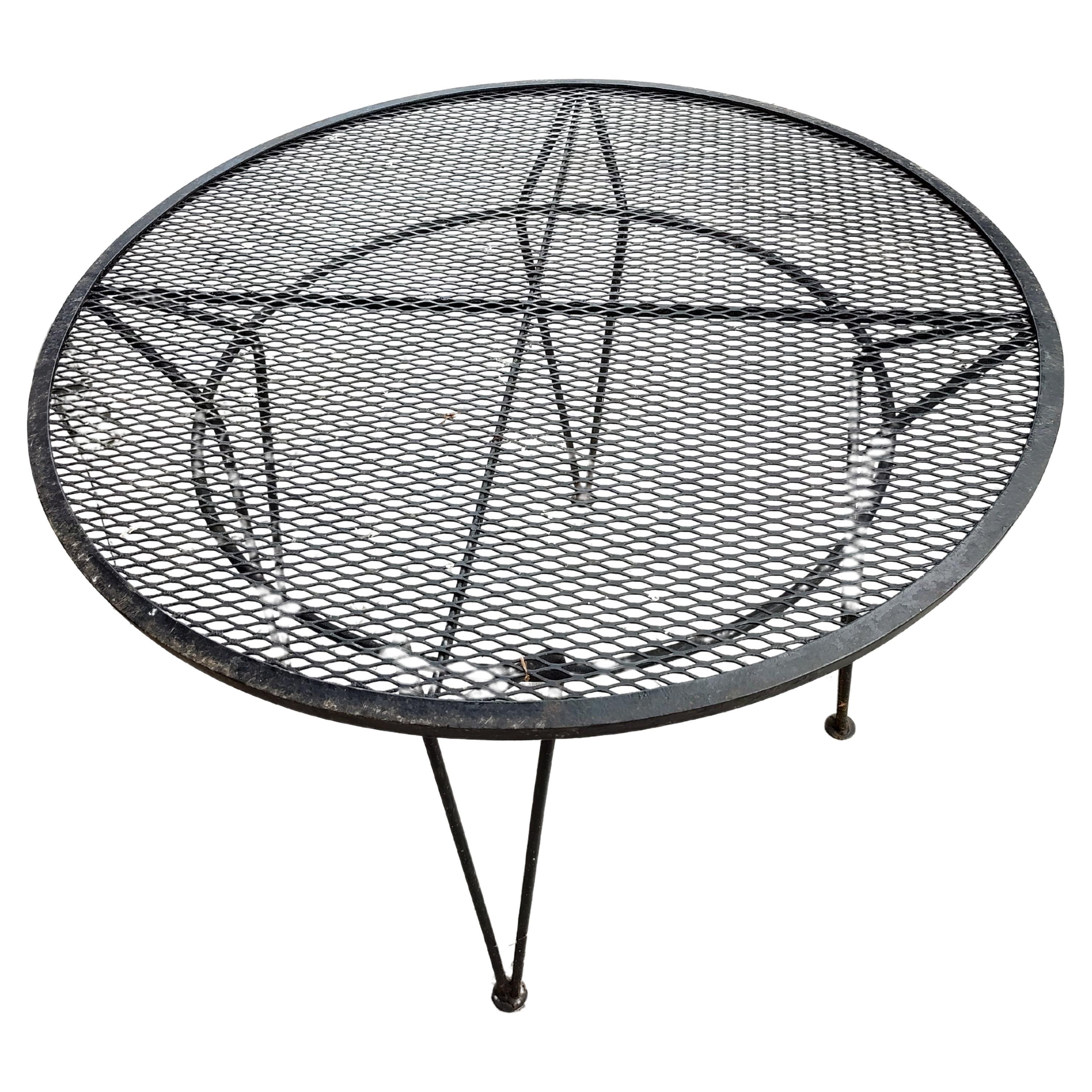 Mid-Century Modern 5pc Iron Hoop Chairs with Table by Maurizio Tempestini For Sale 3