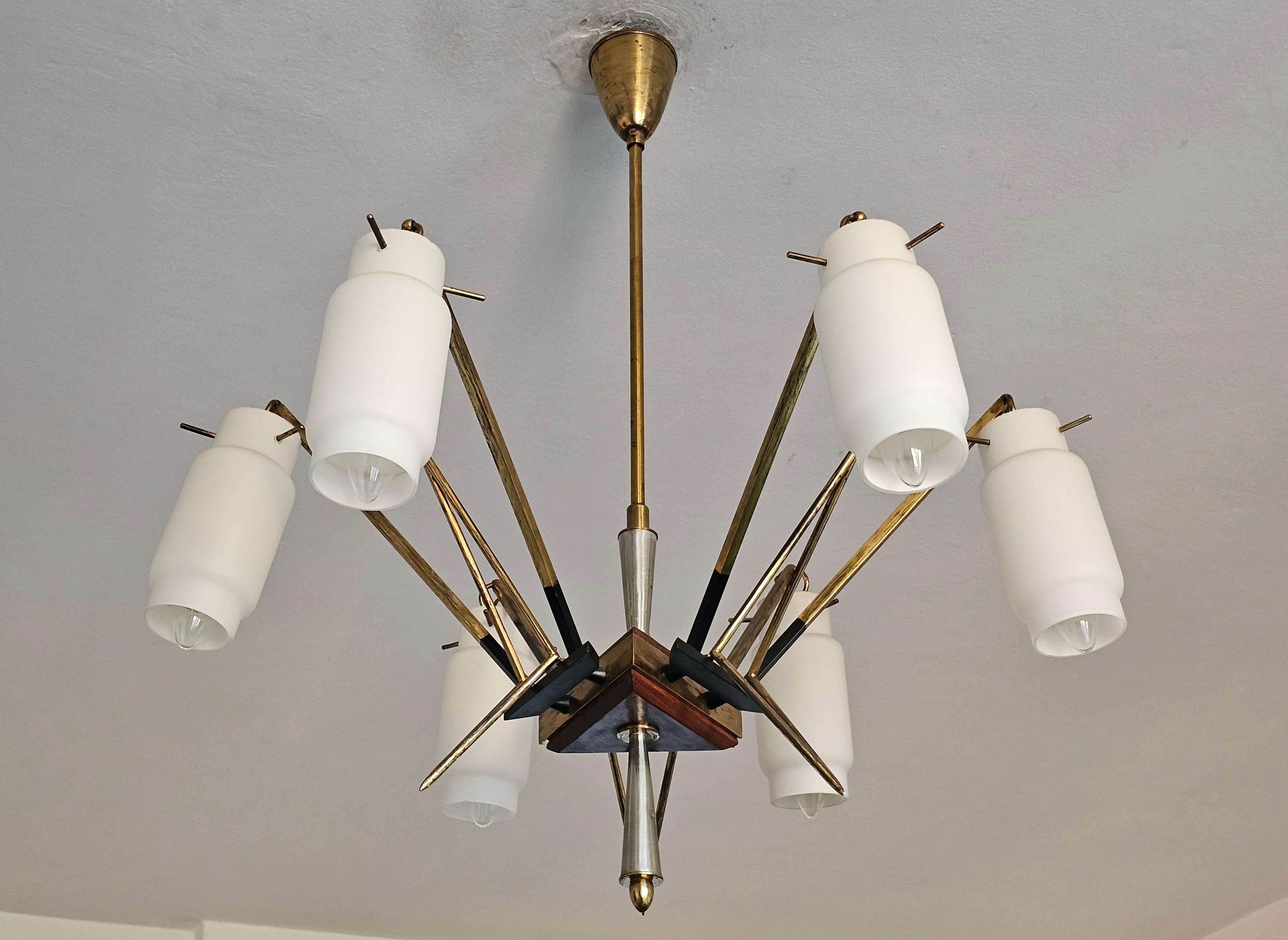 Mid-Century Modern Mid Century Modern 6-Arm Brass Chandelier attr. to Stilnovo, Italy 1950s For Sale