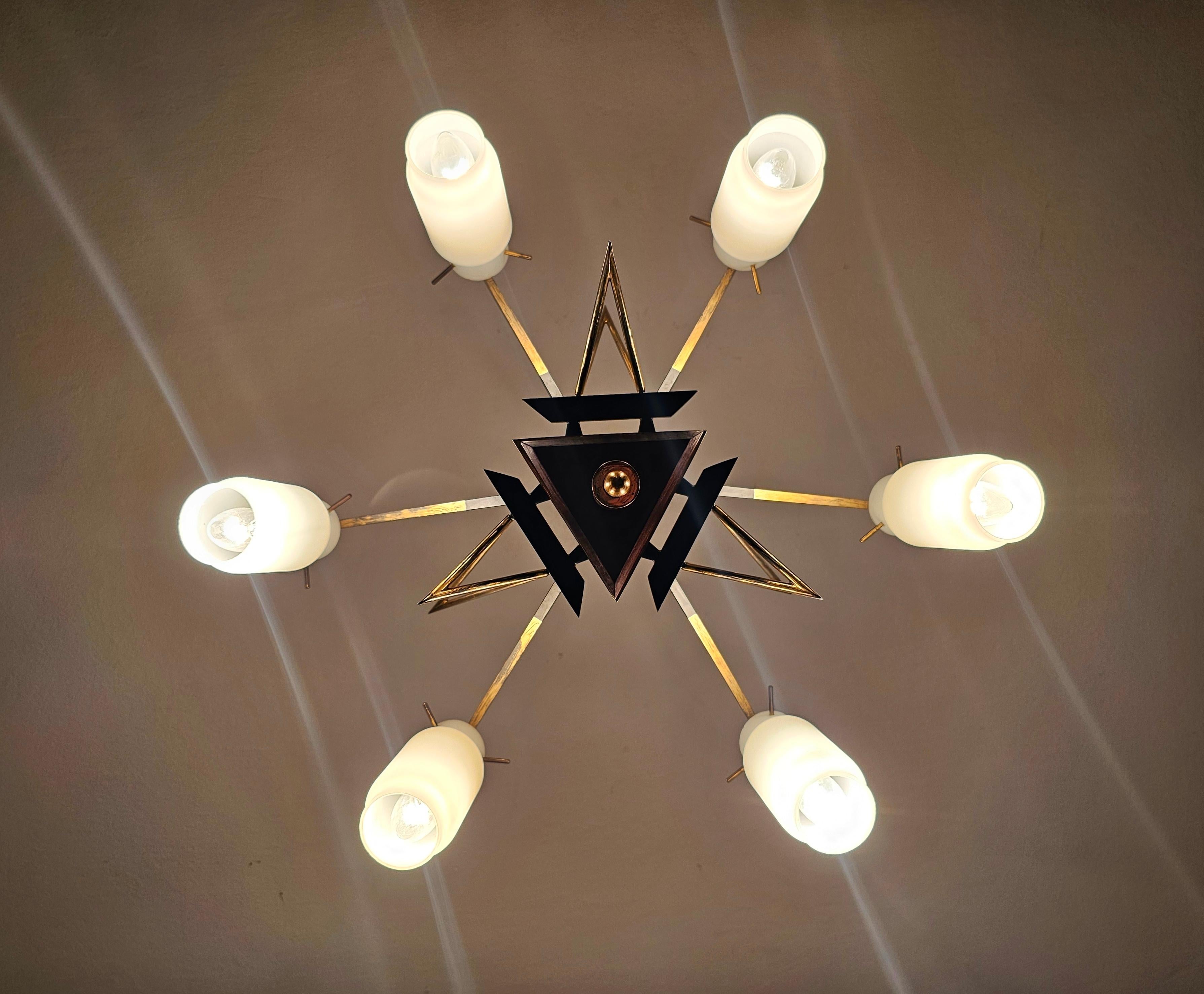Italian Mid Century Modern 6-Arm Brass Chandelier attr. to Stilnovo, Italy 1950s For Sale