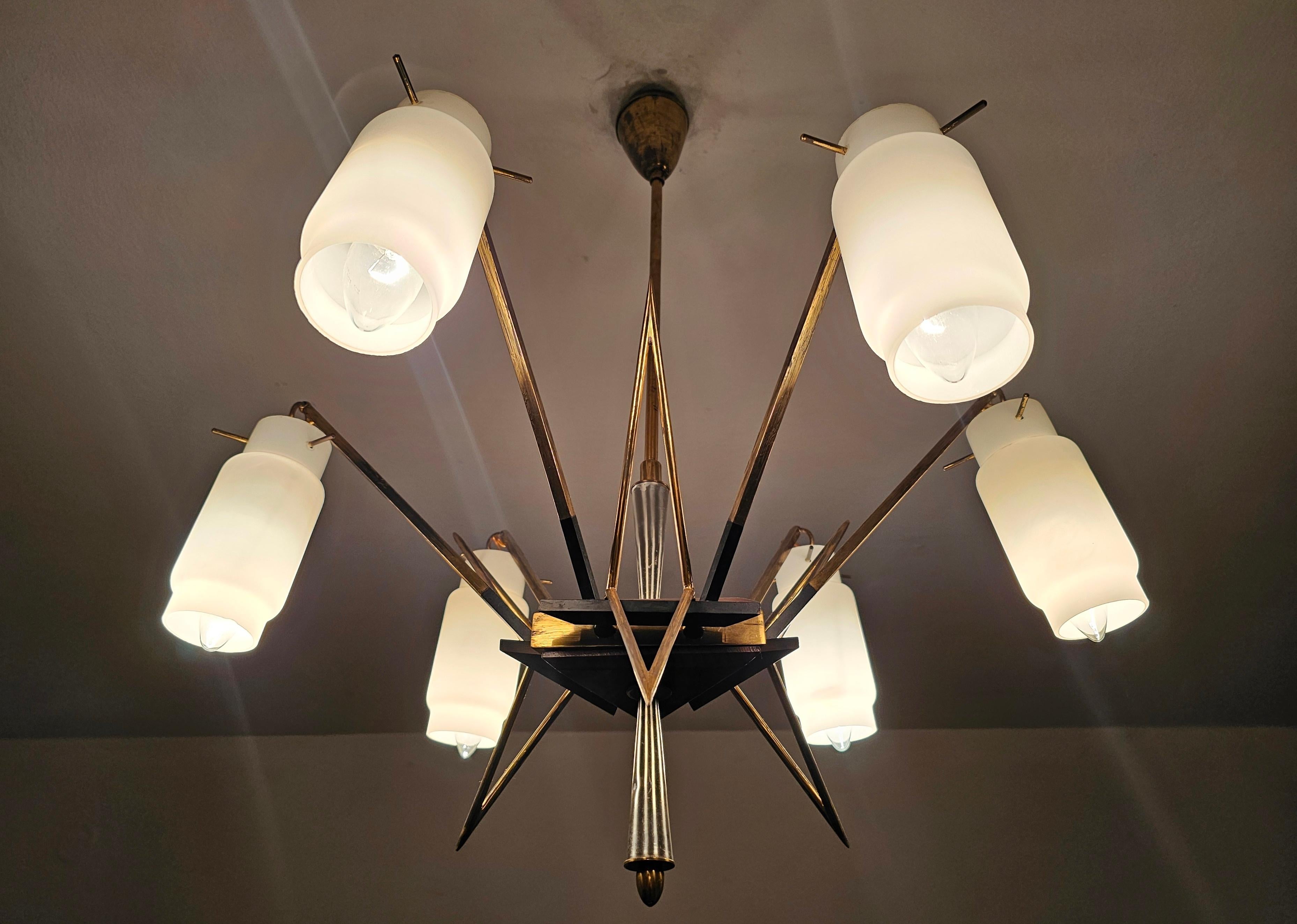 Mid-20th Century Mid Century Modern 6-Arm Brass Chandelier attr. to Stilnovo, Italy 1950s For Sale