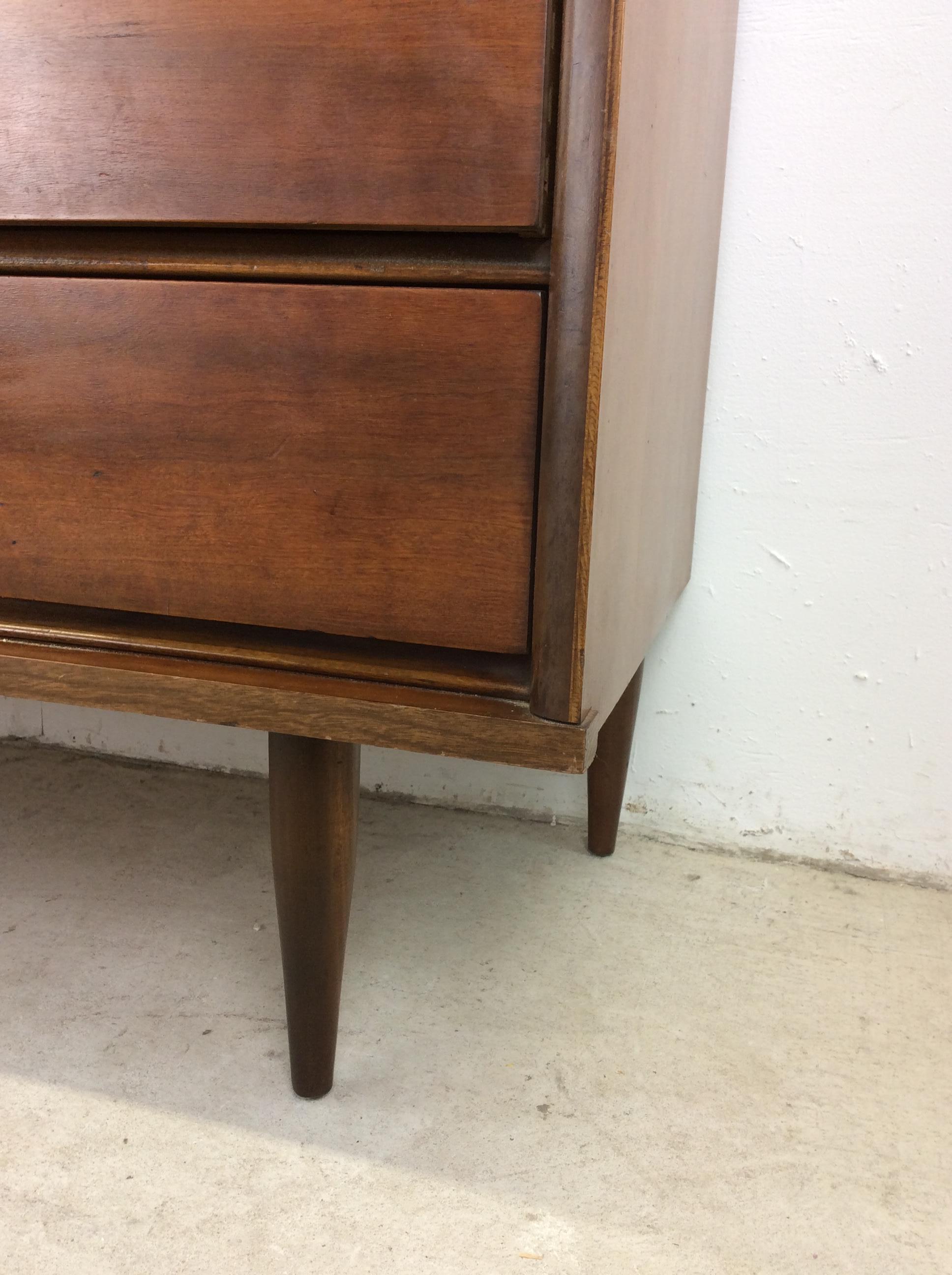 Mid Century Modern 6 Drawer Lowboy Dresser with Tapered Legs For Sale 4