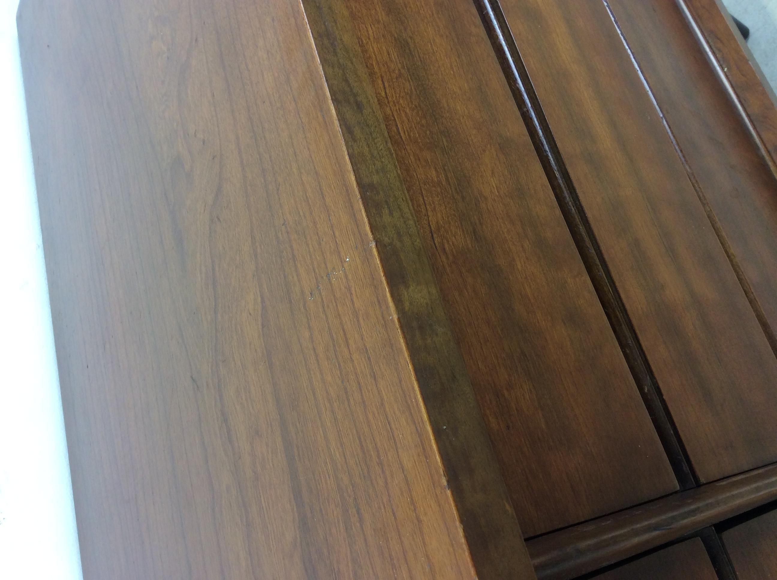 Mid Century Modern 6 Drawer Lowboy Dresser with Tapered Legs For Sale 12