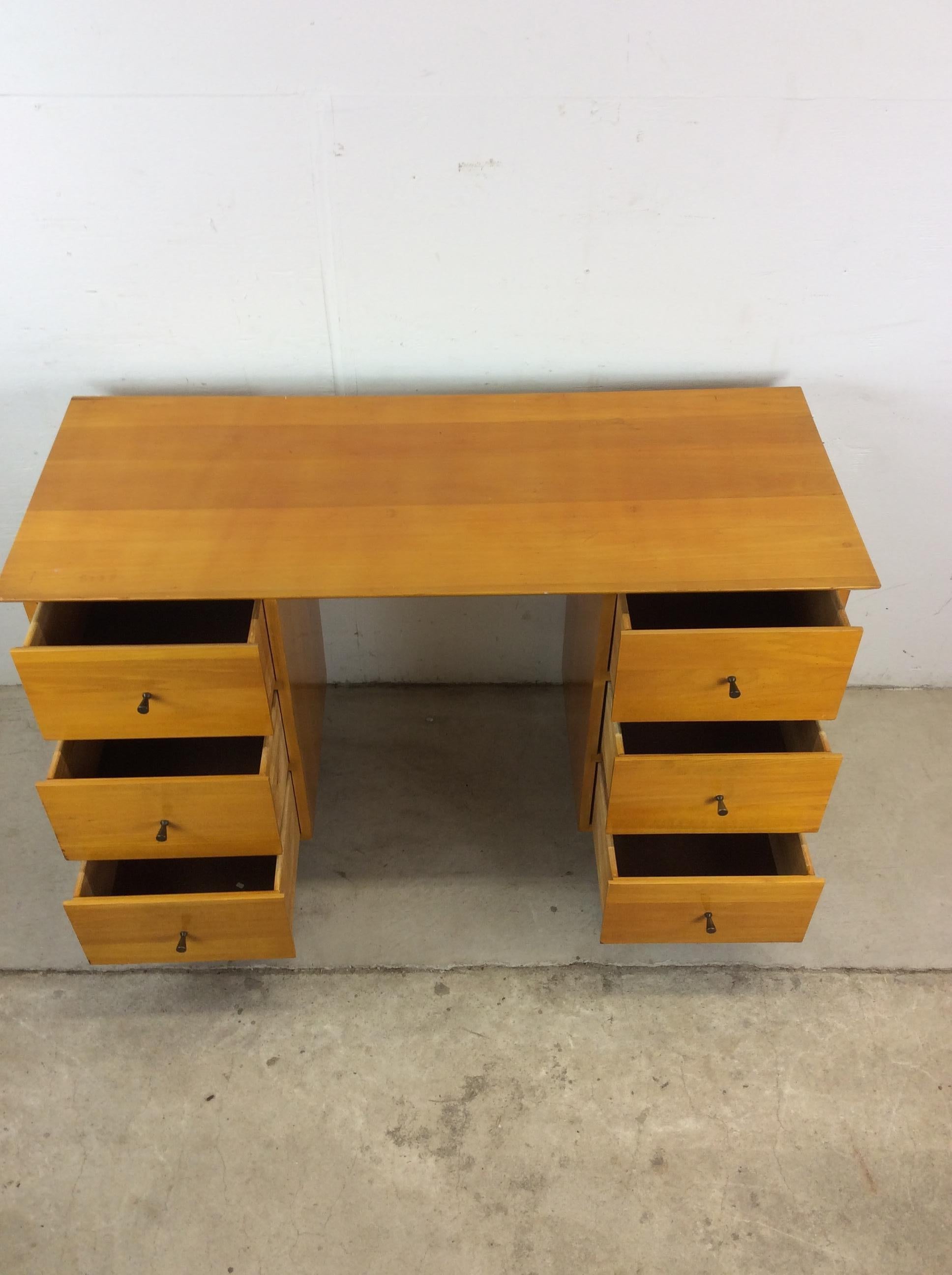 Scrivania a 6 cassetti in stile mid century moderno di Paul McCobb in vendita 2