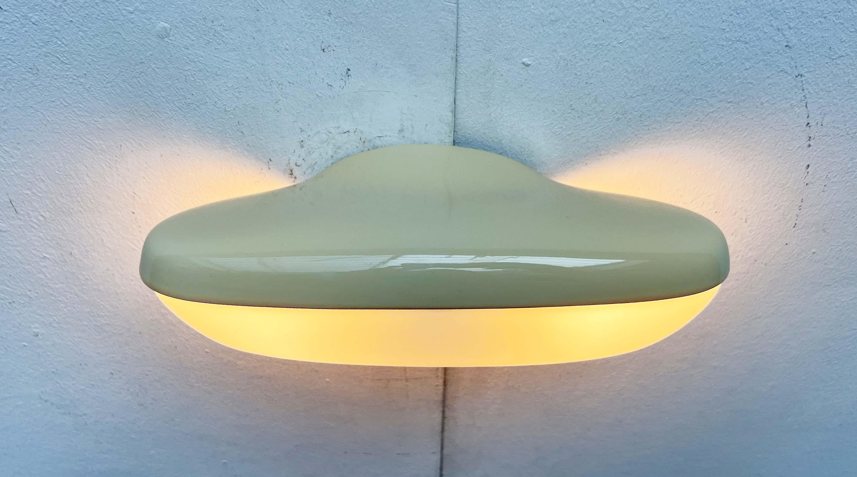 Lámpara de pared con espejo 6111, moderna de mediados de siglo, de Wilhelm Wagenfeld para Lindner, años 50 en venta 8