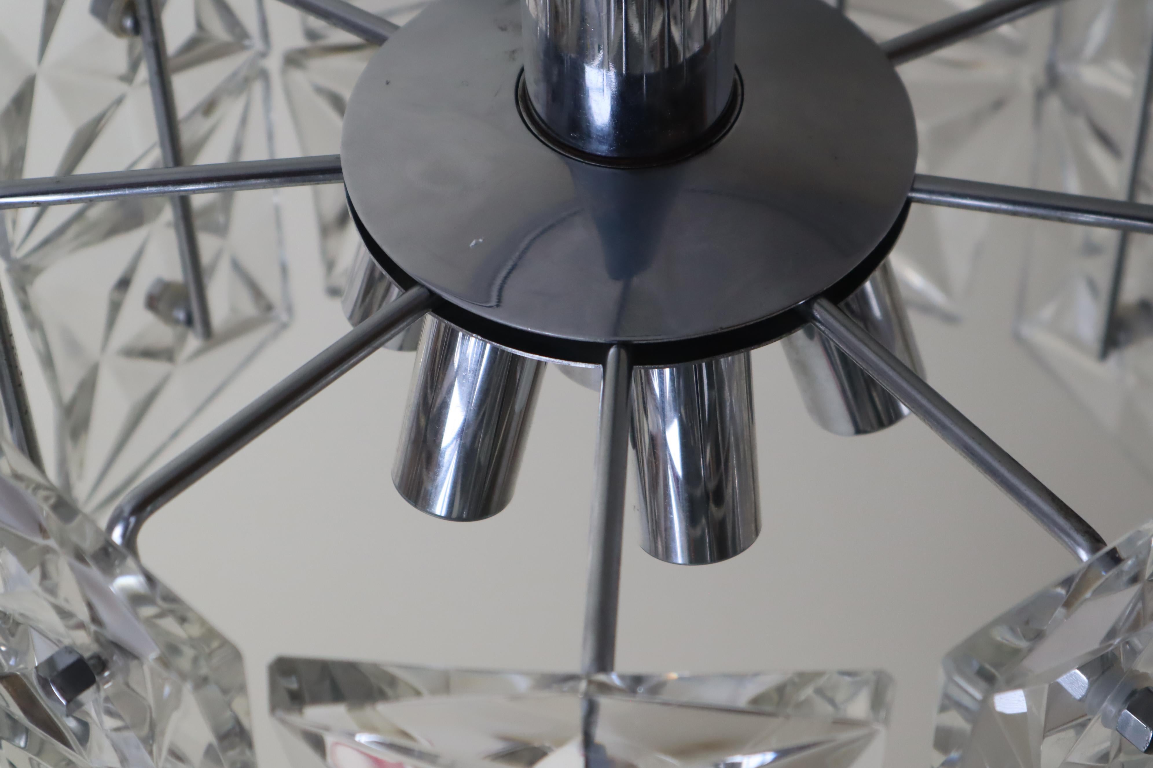 Mid-Century moderno Lampada a sospensione in cristallo a 7 luci di Kinkeldey Germania, stile metà secolo moderno in vendita