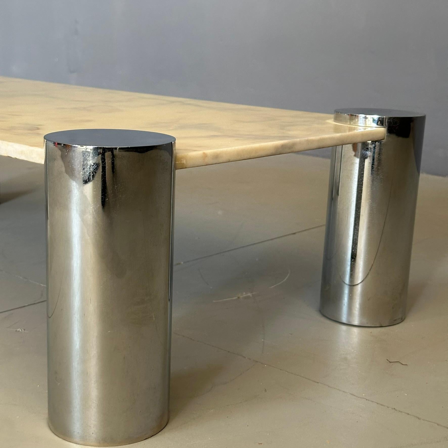 Acier The Moderns Moderns '70s  Table basse italienne chromée avec plateau en marbre en vente