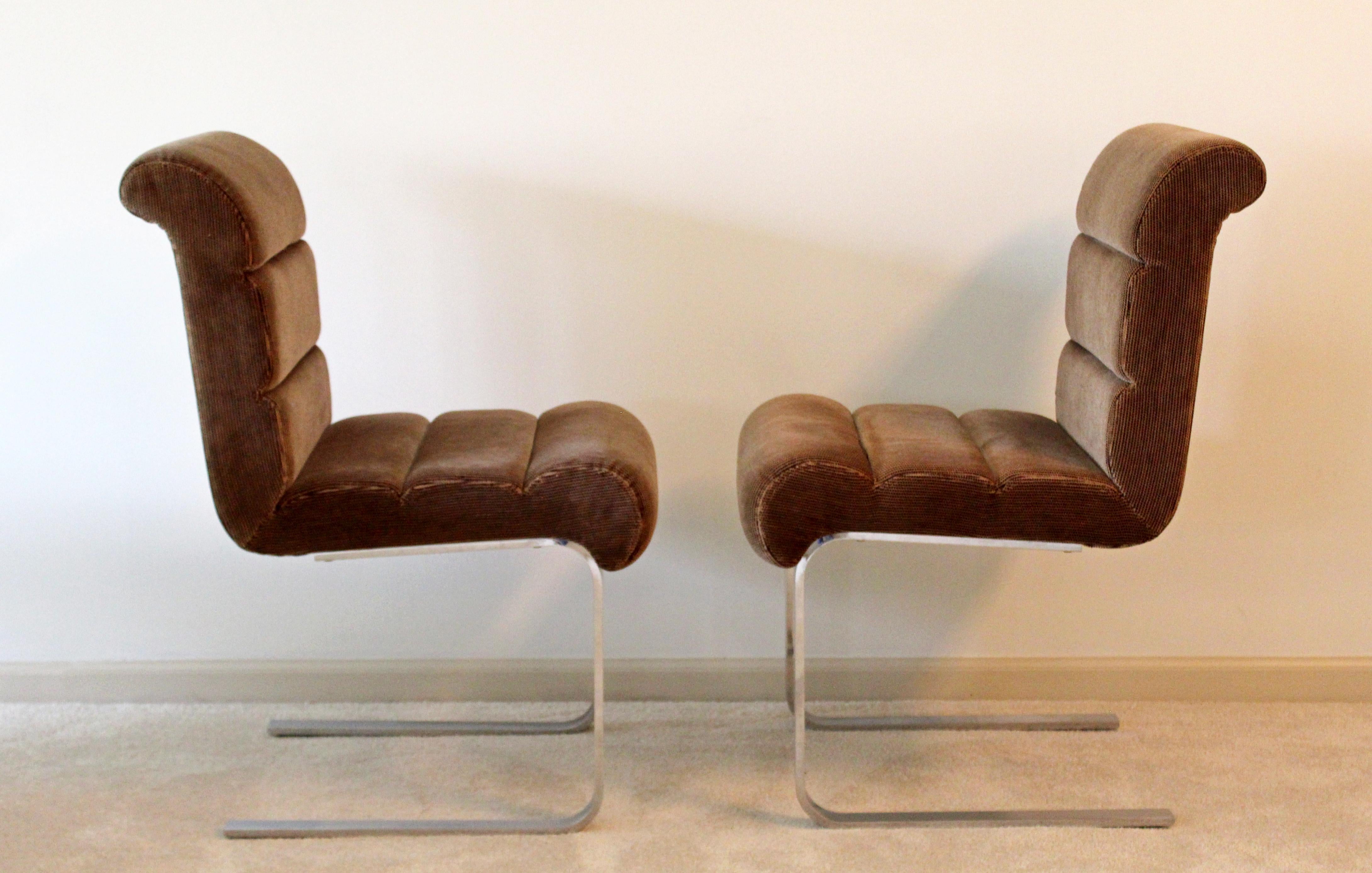 Mid-Century Modern 8 Chrome Cantilever Dining Chairs Mariani for Pace, Italy In Good Condition In Keego Harbor, MI