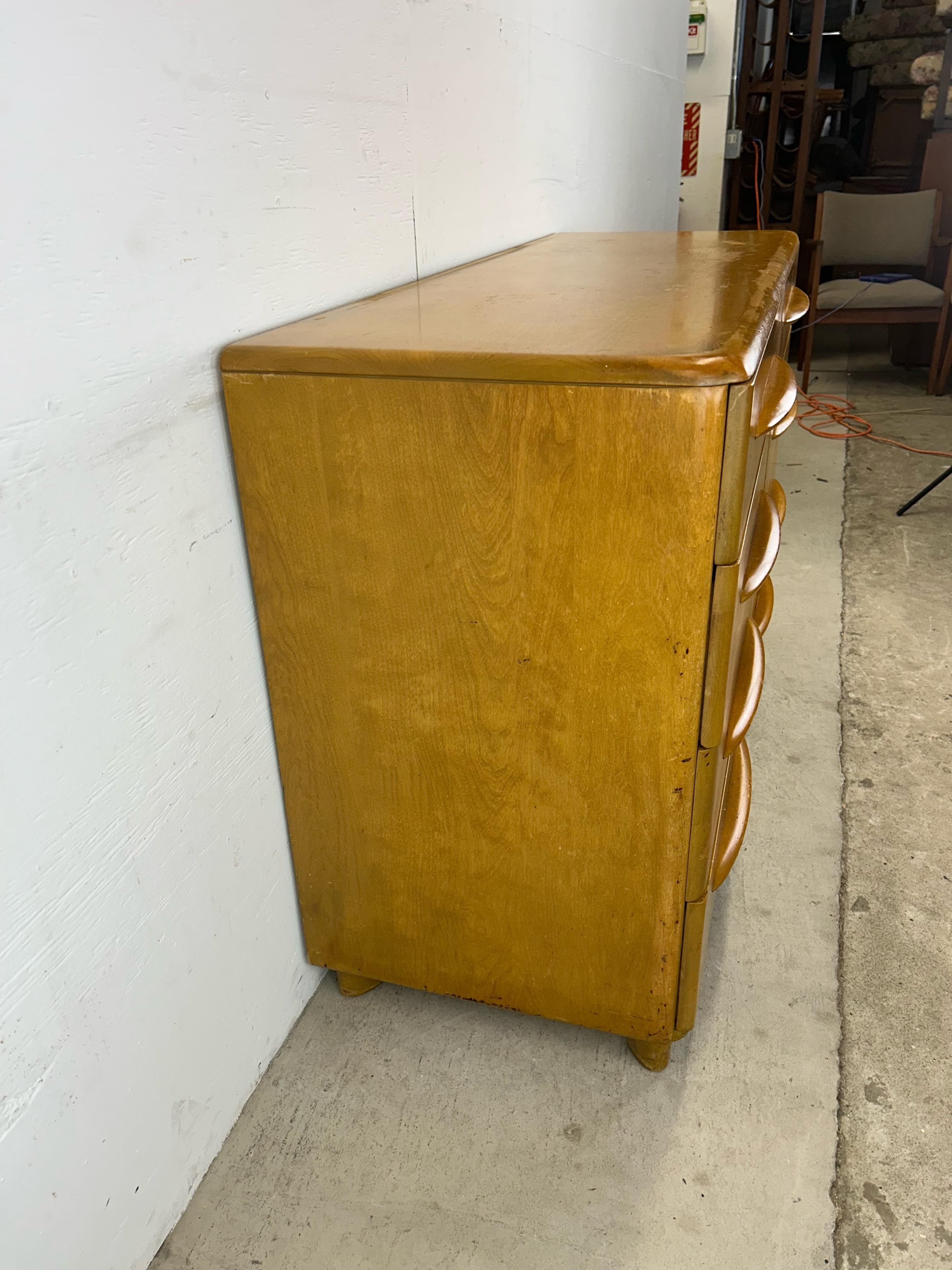 Mid Century Modern 8 Drawer Lowboy Dresser Styled After Heywood Wakefield For Sale 10