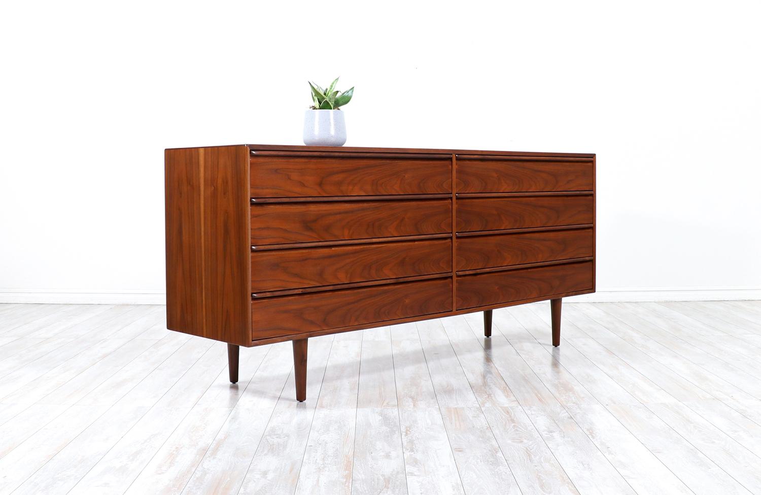 Scandinavian Modern Mid-Century Modern 8-Drawer Walnut Dresser by Westnofa