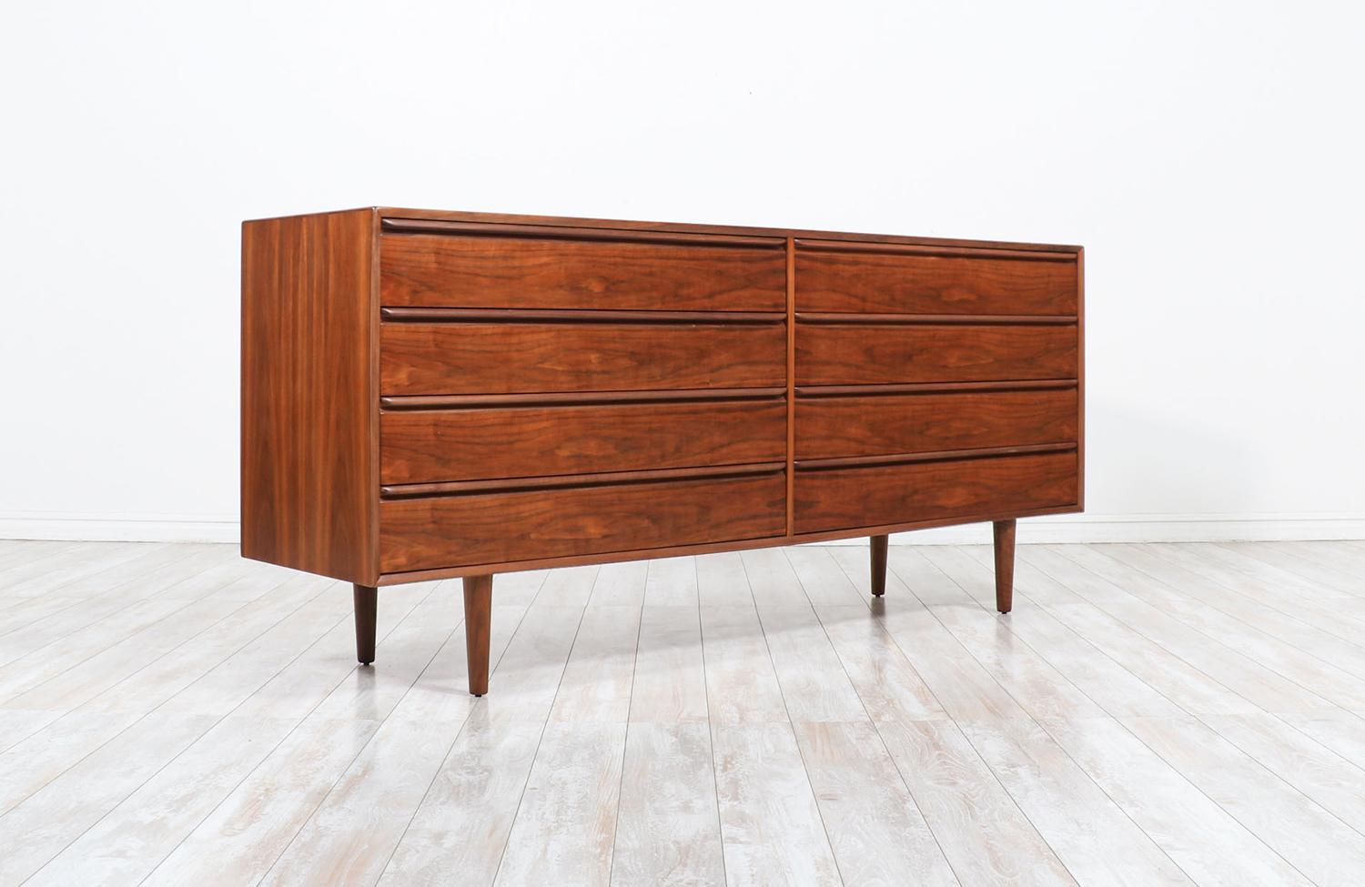 Scandinavian Modern Mid-Century Modern 8-Drawer Walnut Dresser by Westnofa