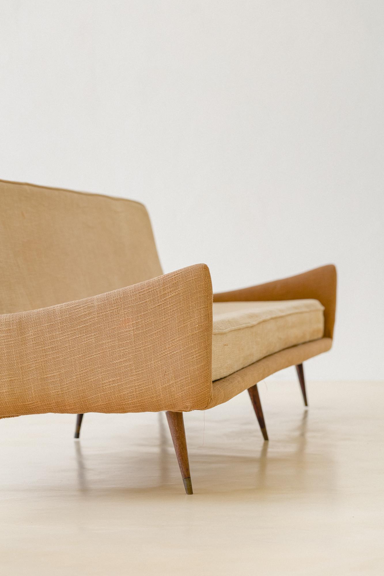 Bois de rose Sofa 801 du designer brésilien Jorge Zalszupin, 1959 en vente