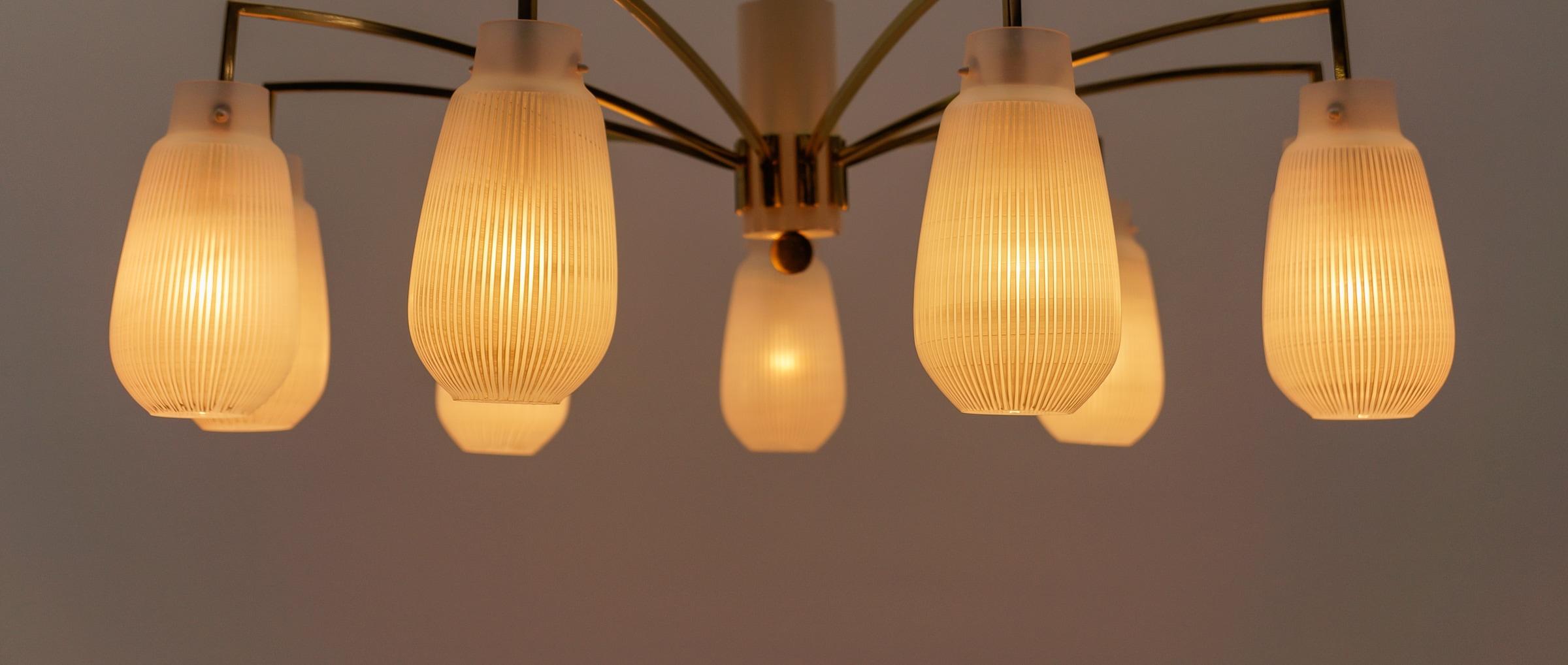 Metallo Lampada Sputnik Modern a 9 bracci in ottone e vetro, 1950 in vendita