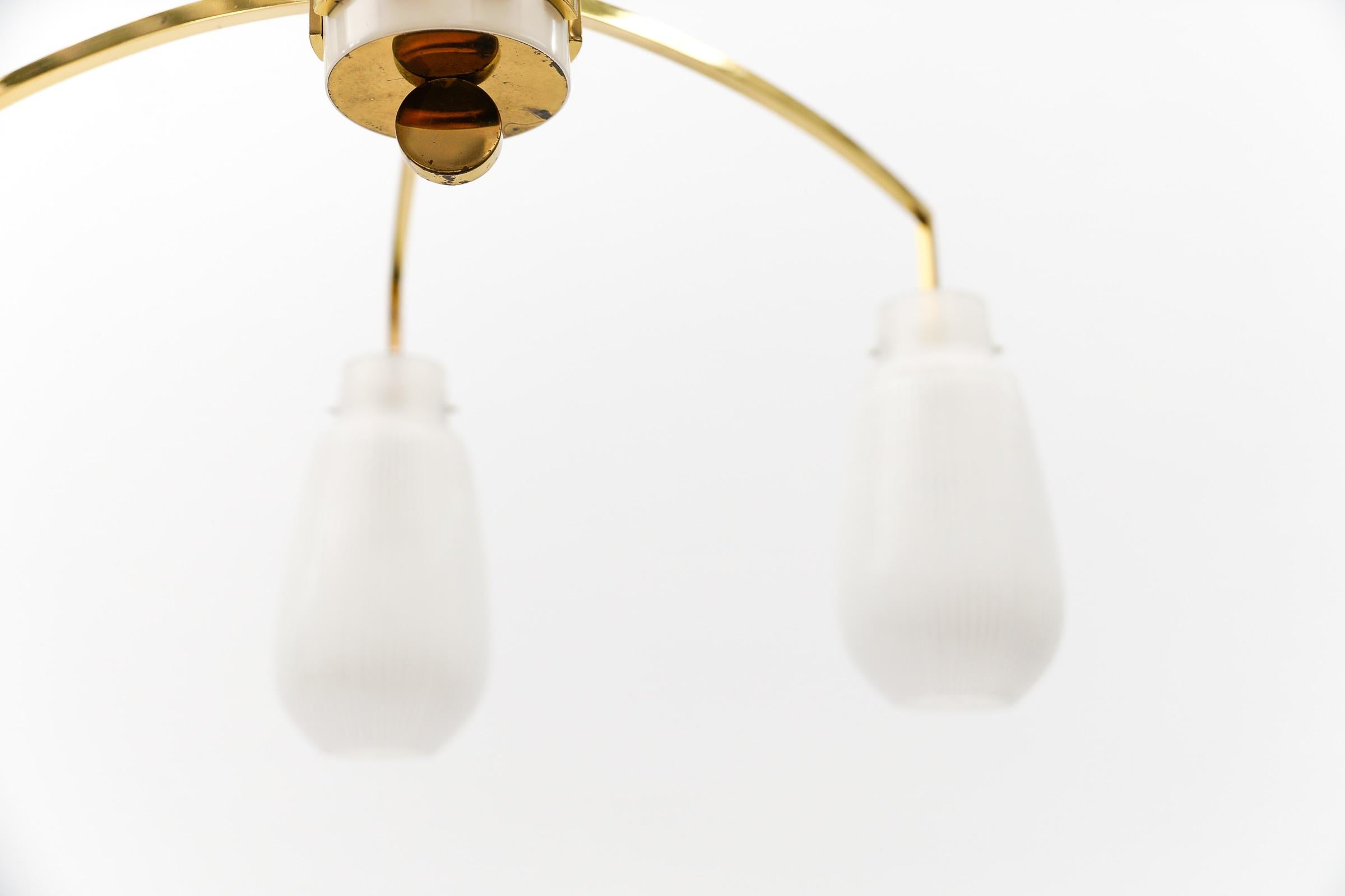 Lampada Sputnik Modern a 9 bracci in ottone e vetro, 1950 in vendita 2