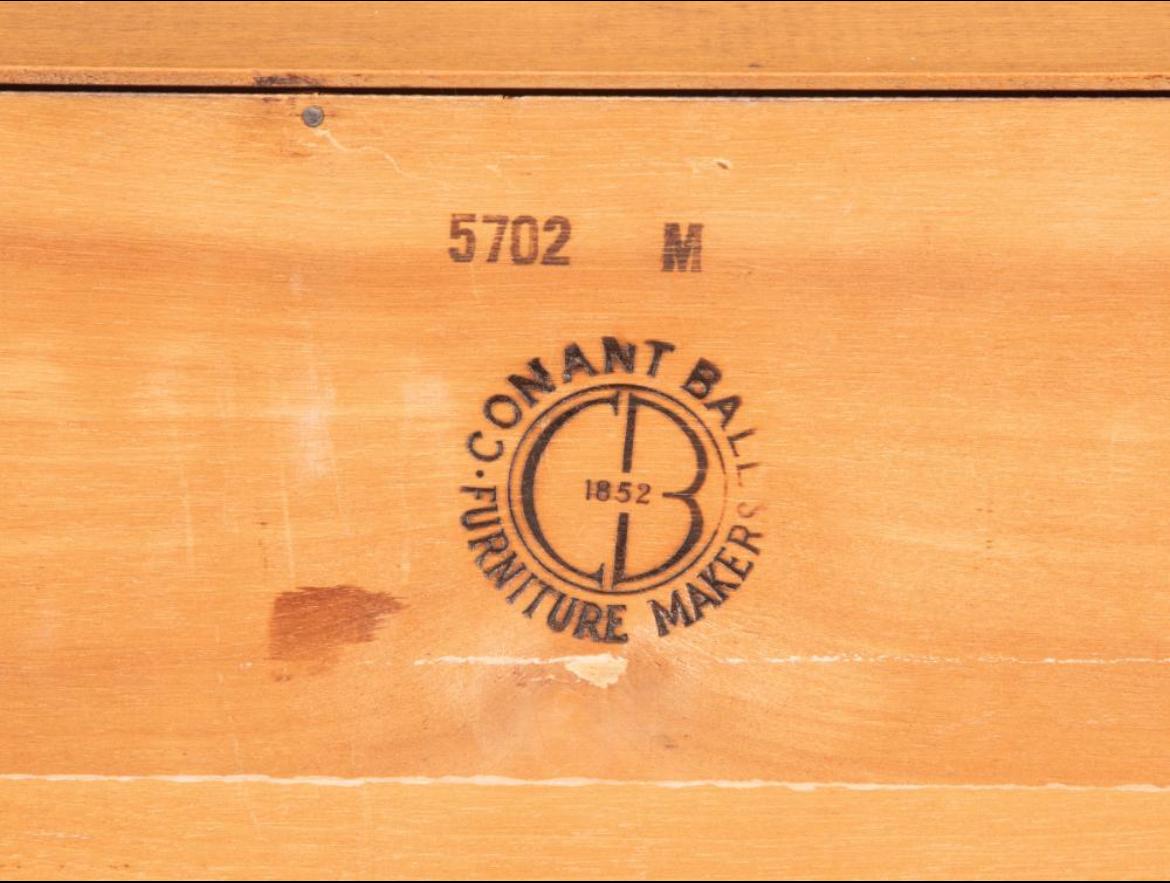 Mid century modern 9 drawer blonde maple dresser by Leslie diamond (amerikanisch)