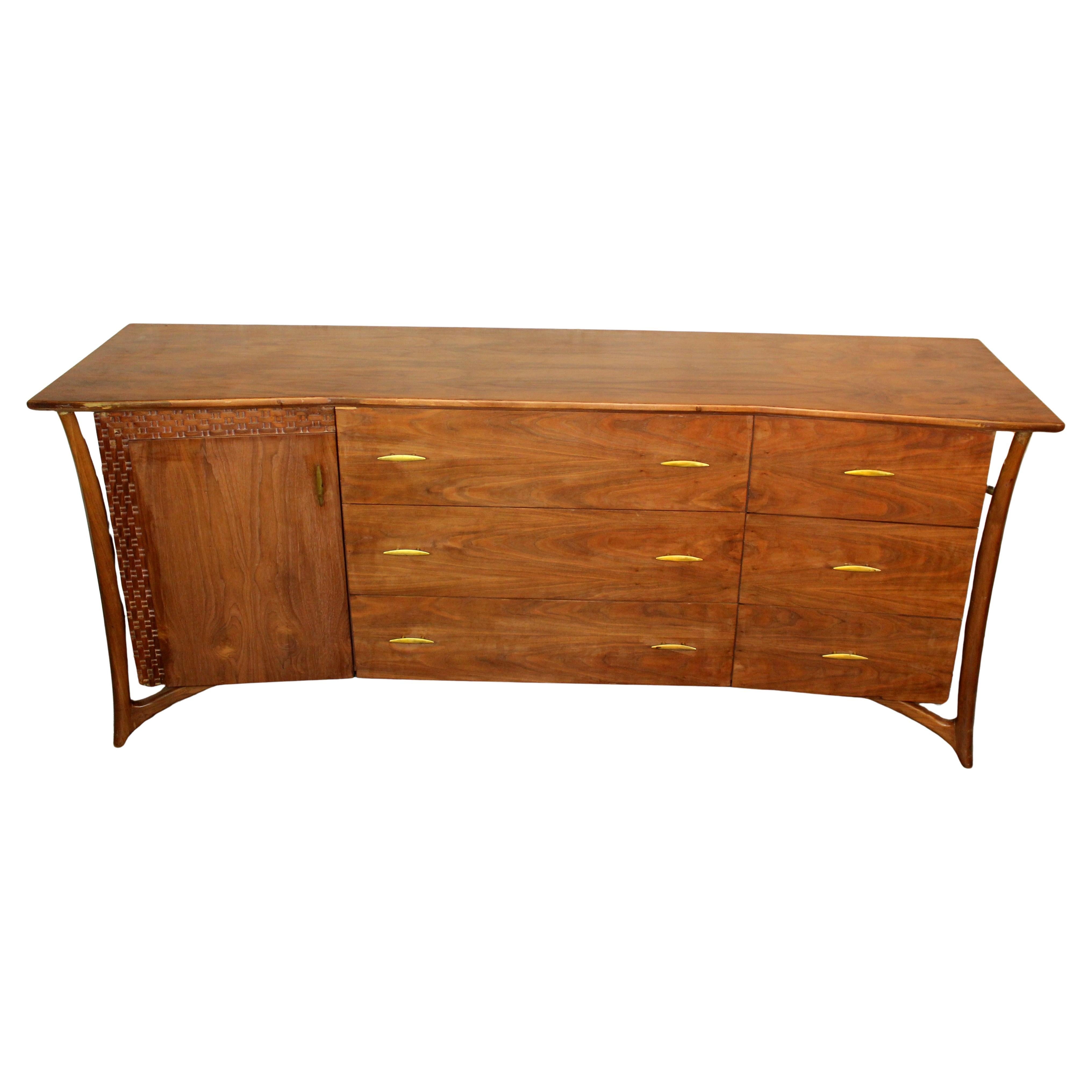 Mid-Century Modern 9-Drawer Danish Walnut Dresser by Piet Hein in vendita