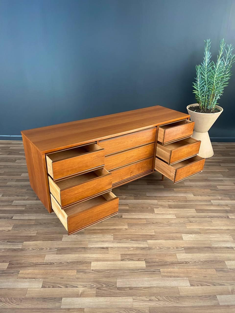 harmony house 9 drawer dresser