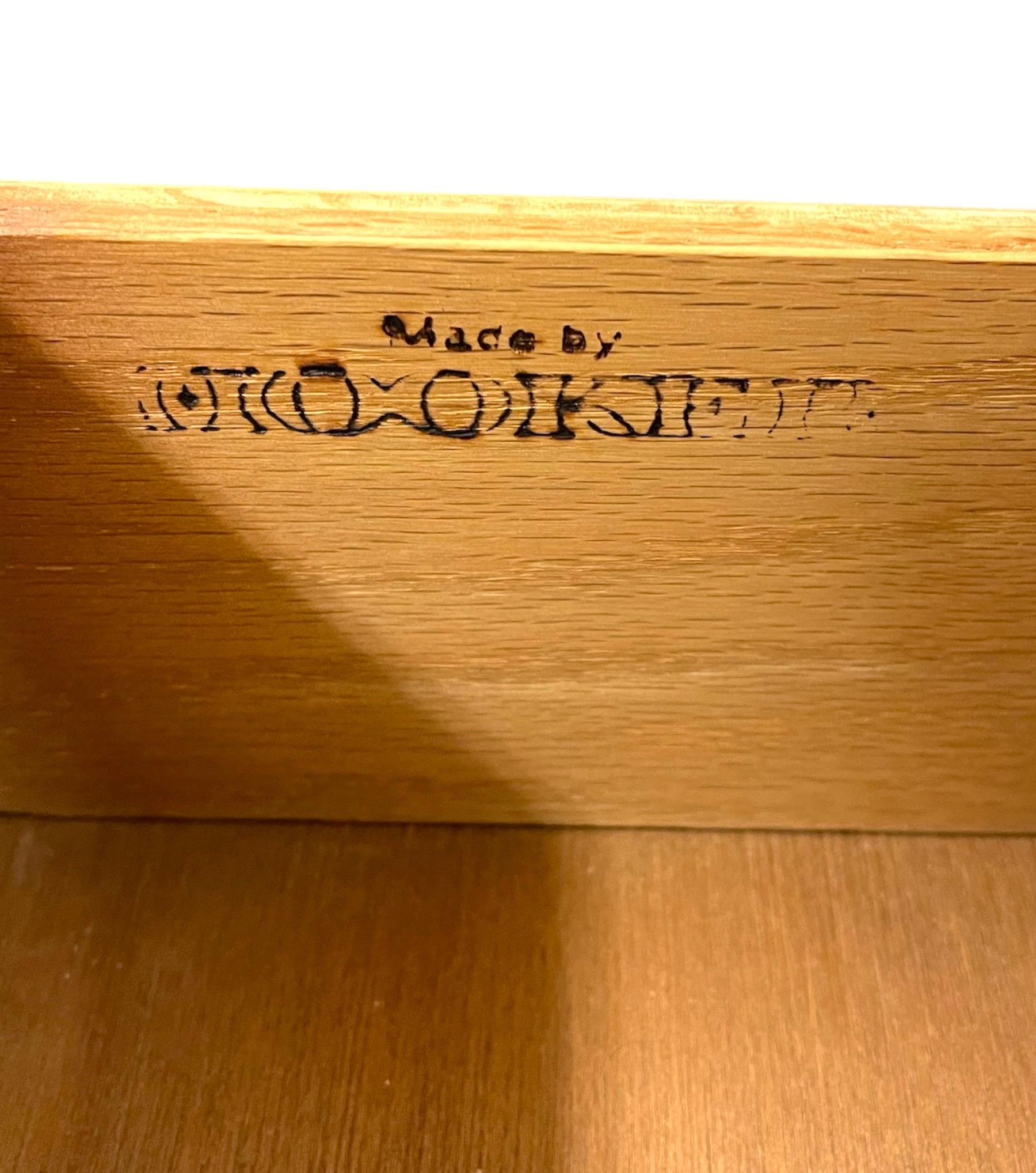 Mid-Century Modern 9-Drawer Dresser by Hooker en vente 5