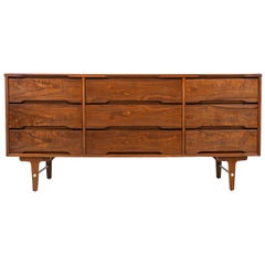 Commode 9 tiroirs moderne du milieu du siècle par Stanley Furniture