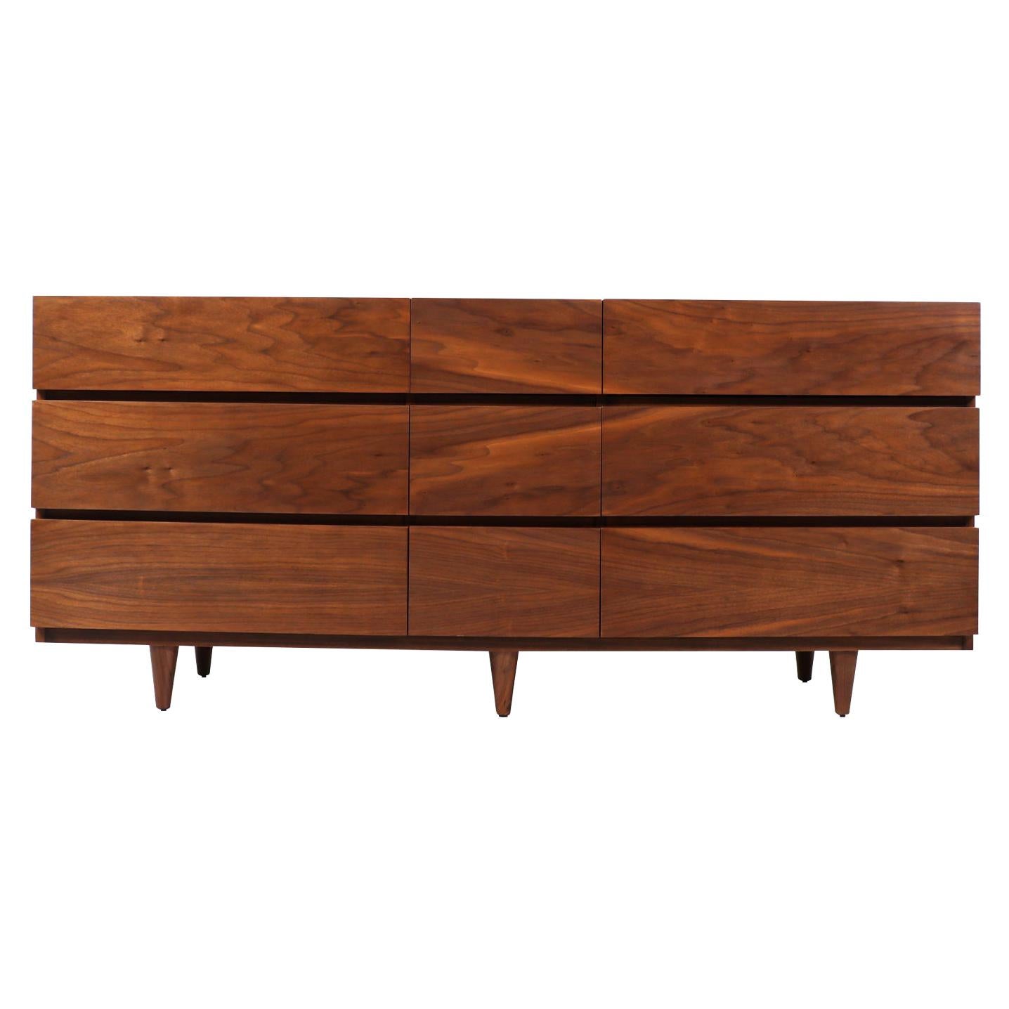 Mid-Century Modern 9-Drawer Walnut Dresser by American of Martinsville