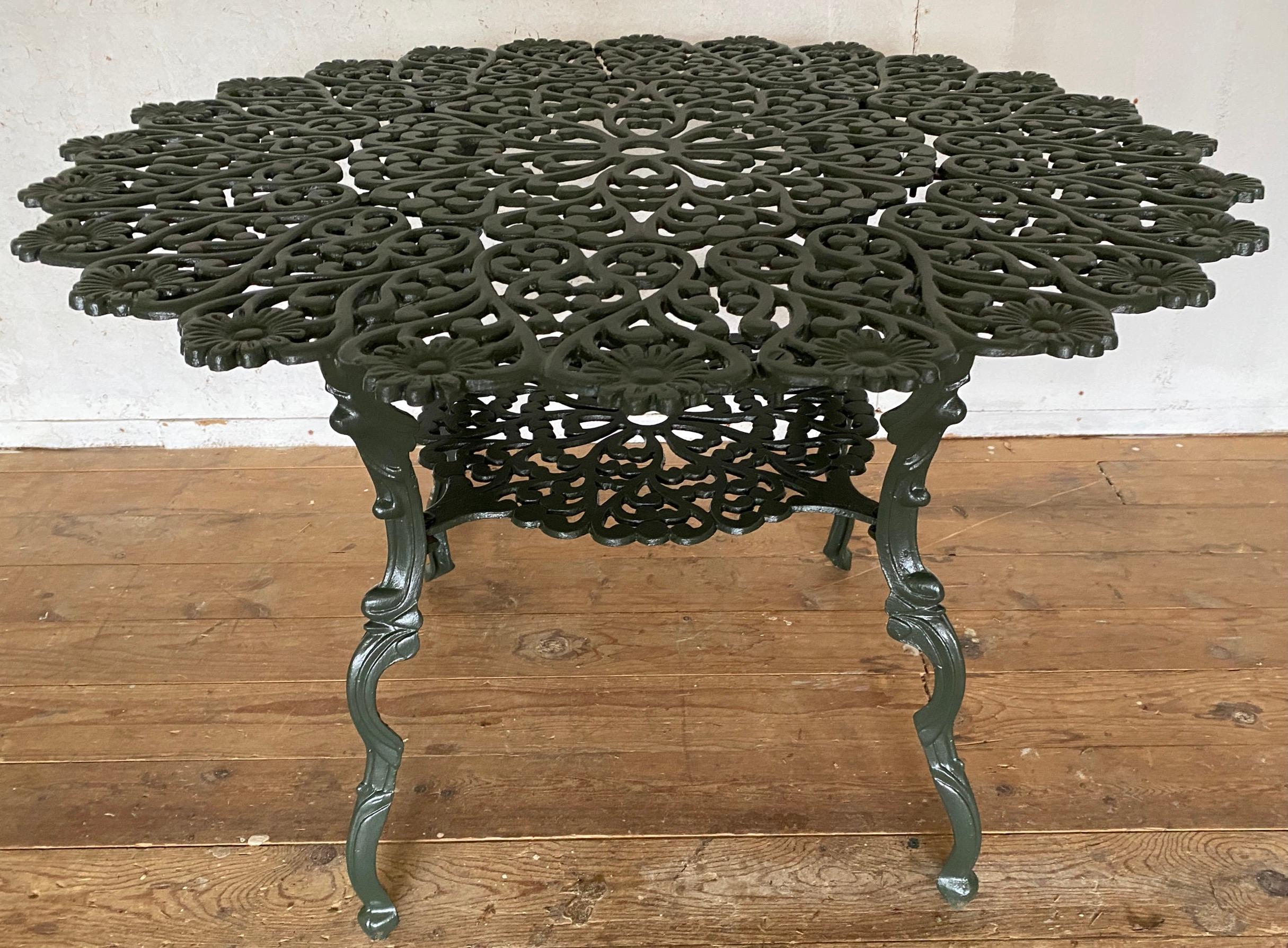 Table de salle à manger de jardin 9 pièces et 8 chaises de style moderne du milieu du siècle dernier en vente 2