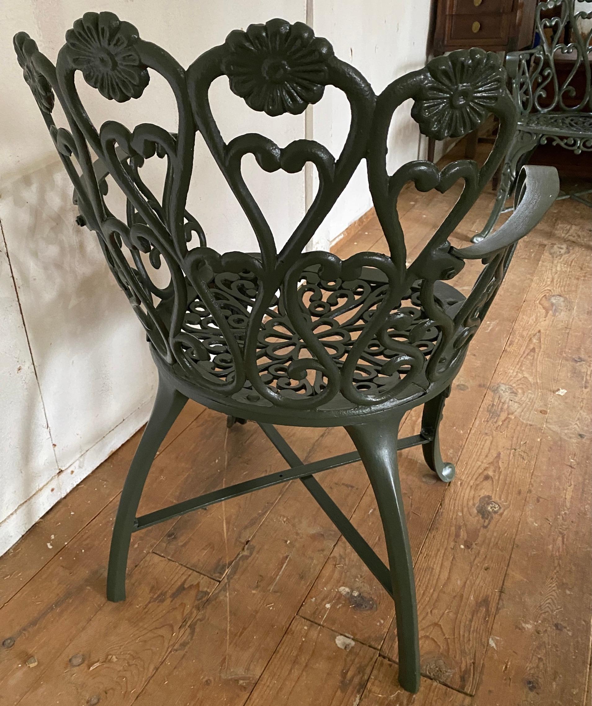 Moulage Table de salle à manger de jardin 9 pièces et 8 chaises de style moderne du milieu du siècle dernier en vente