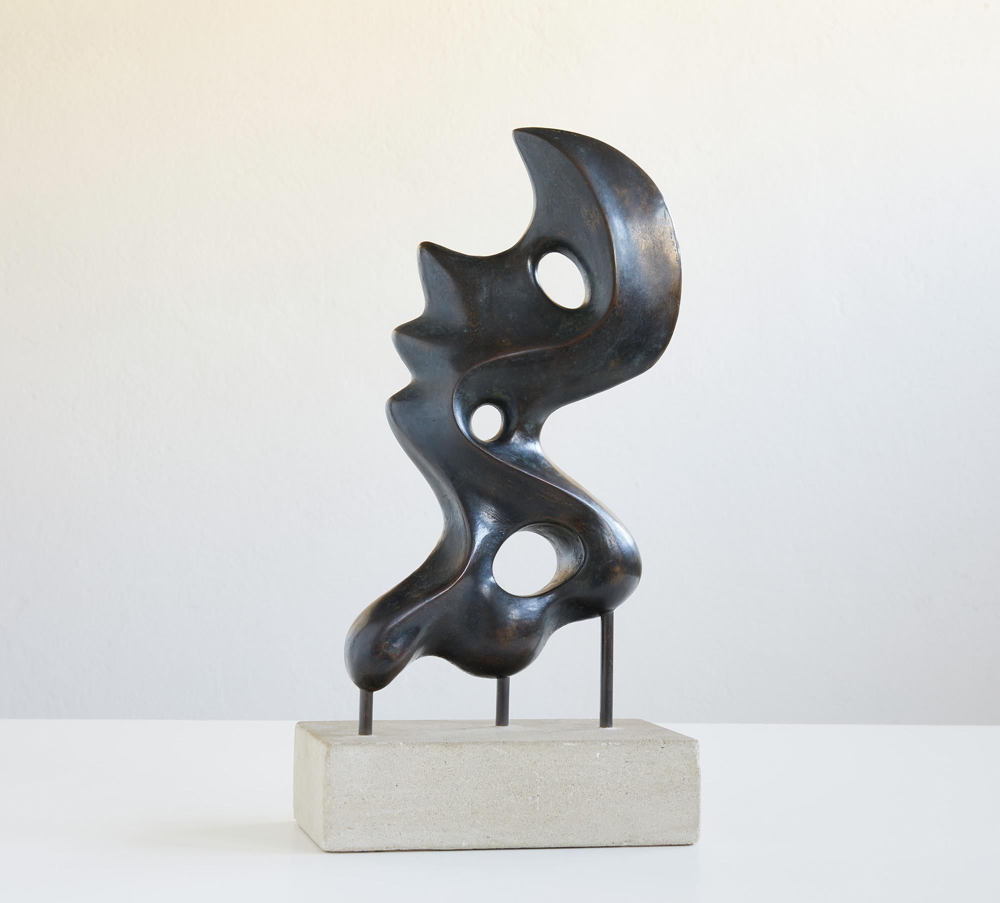 Swiss Mid-century modern abstract bronze sculpture in the style of Hans Arp 1964 For Sale