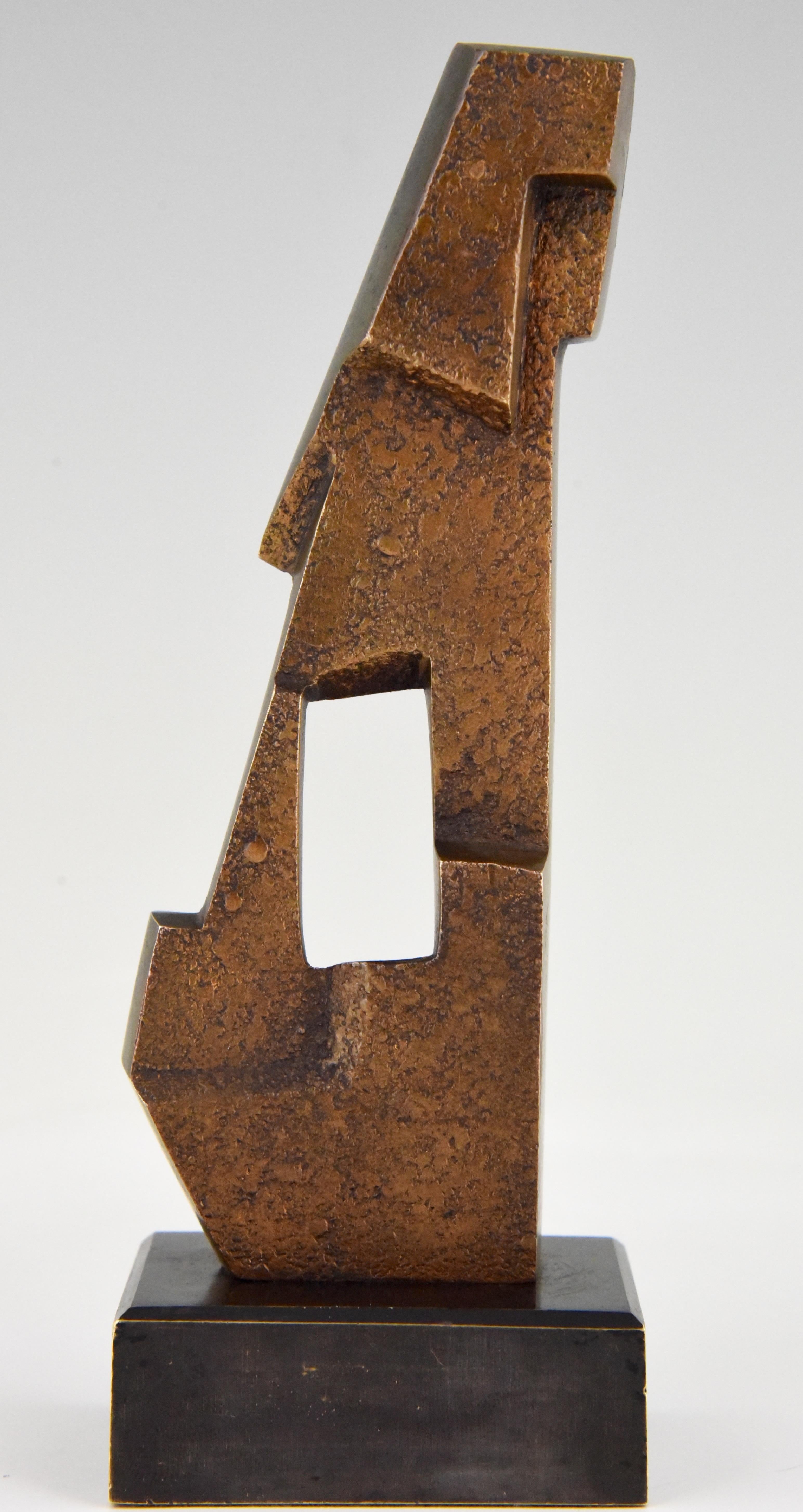 Mid-Century Modern abstract bronze sculpture with monogram VSO and dated 1977.