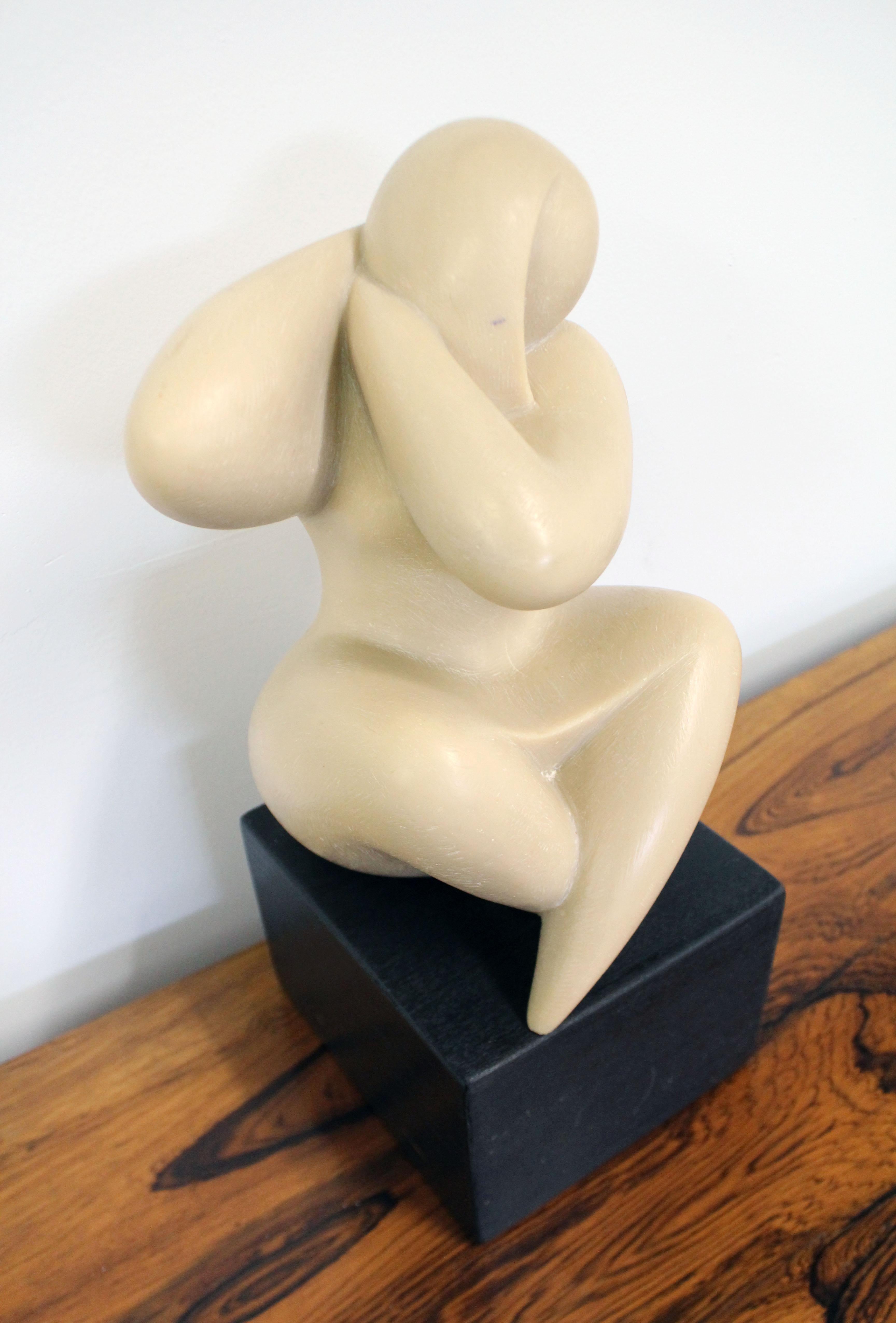 curvy woman nude