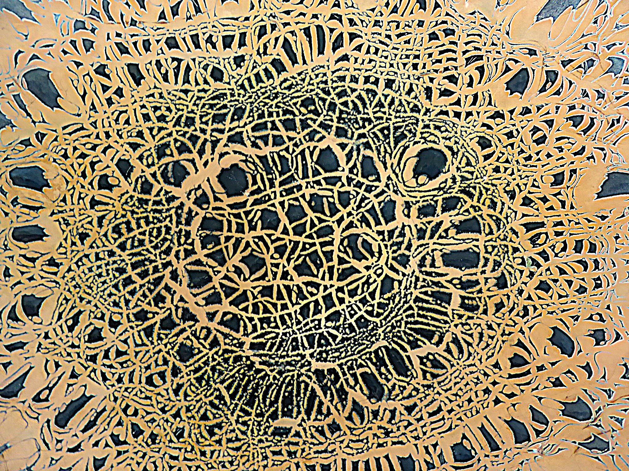 Plat en cuivre émaillé à design abstrait du milieu du siècle dernier Harold Tishler 1950s Bon état - En vente à Miami, FL