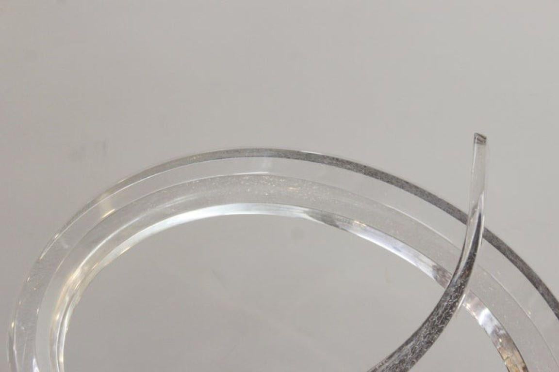 Mid-Century Modern Abstract Lucite Swirl on Stone For Sale 1